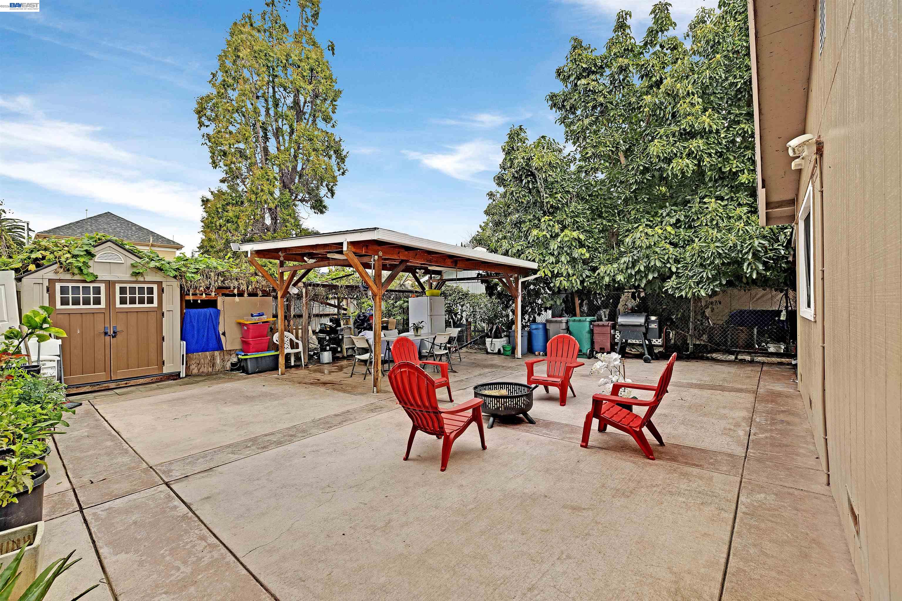 Detail Gallery Image 28 of 28 For 1615 85th Ave, Oakland,  CA 94621 - 3 Beds | 2 Baths