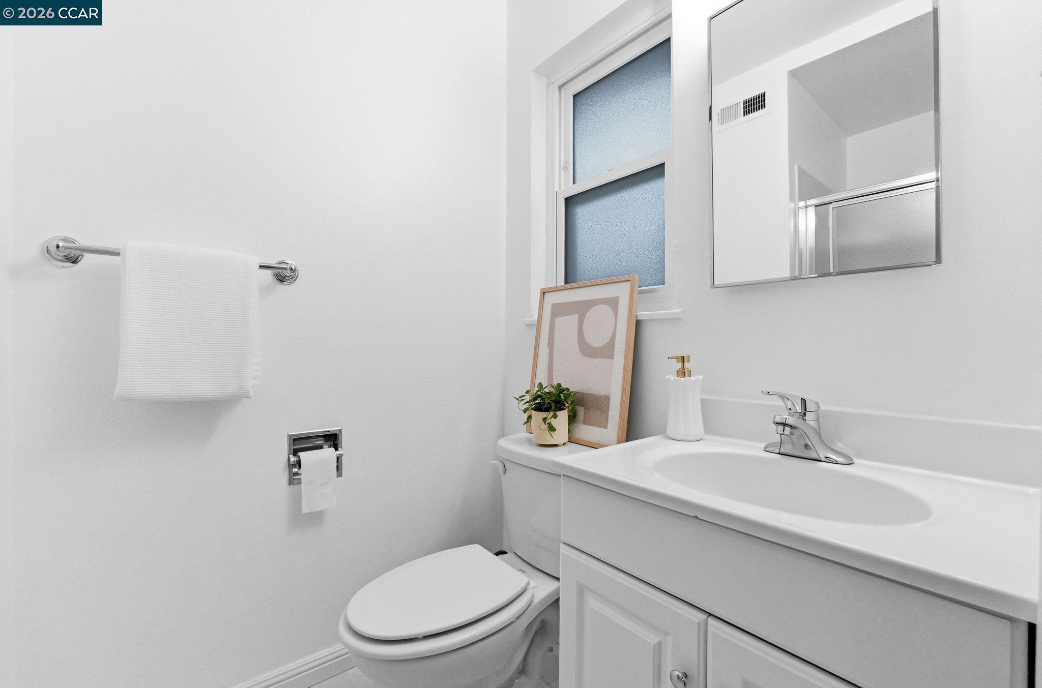 Detail Gallery Image 24 of 33 For 1356 El Curtola Blvd, Lafayette,  CA 94549 - 3 Beds | 2 Baths