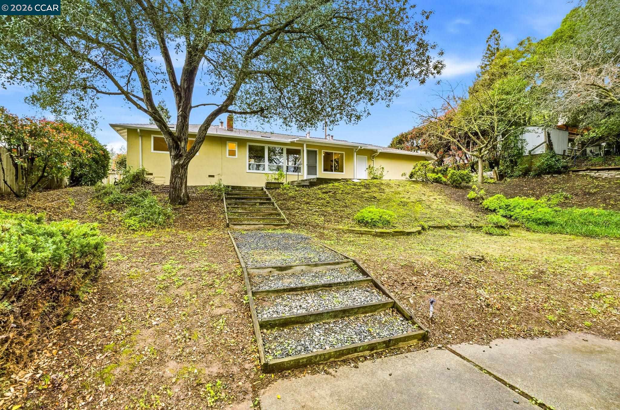 Detail Gallery Image 27 of 33 For 1356 El Curtola Blvd, Lafayette,  CA 94549 - 3 Beds | 2 Baths