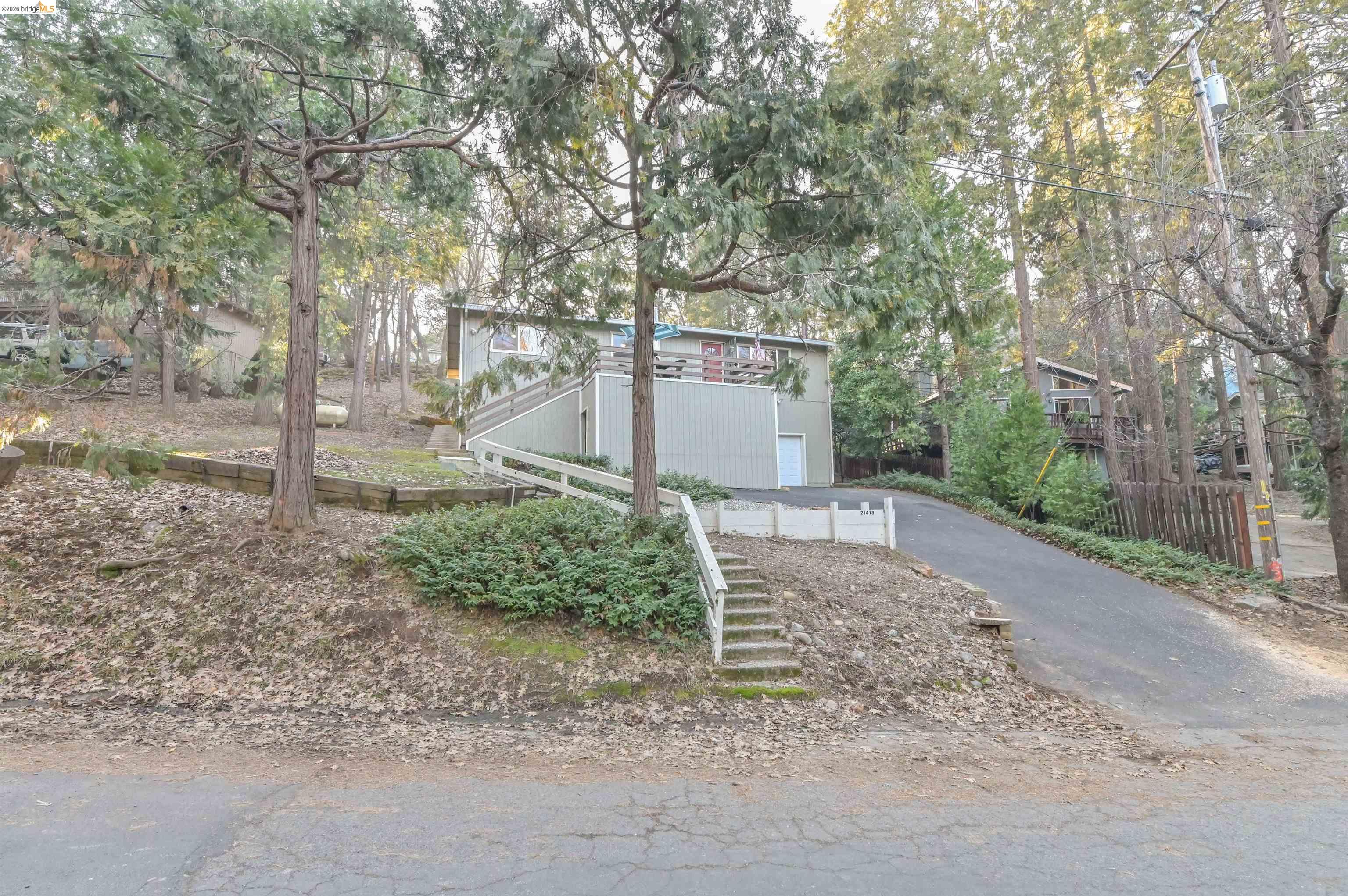 Detail Gallery Image 11 of 59 For 21410 Green Meadow Lane, Sonora,  CA 95370 - 3 Beds | 2 Baths