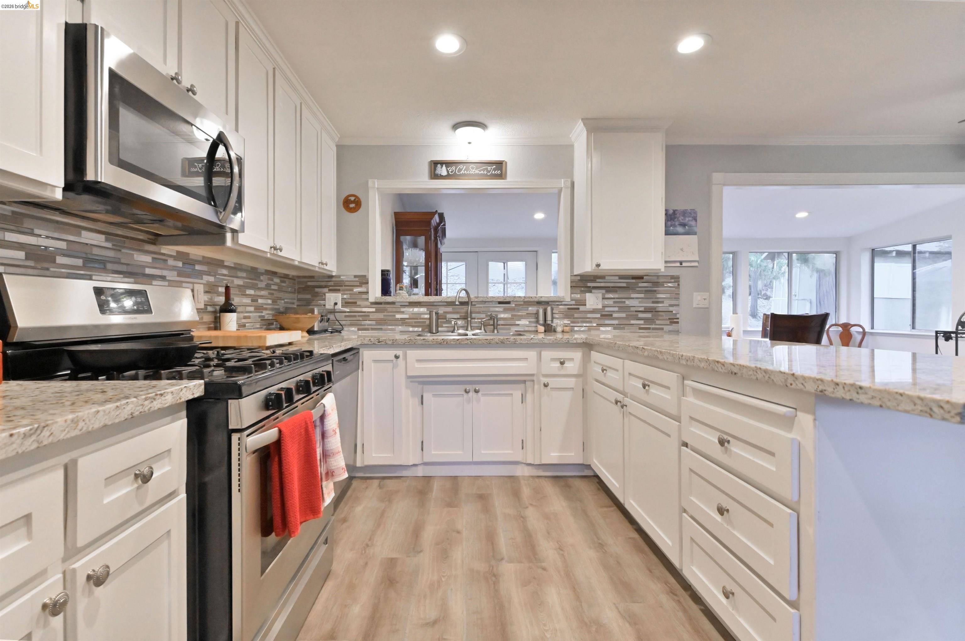 Detail Gallery Image 27 of 59 For 21410 Green Meadow Lane, Sonora,  CA 95370 - 3 Beds | 2 Baths