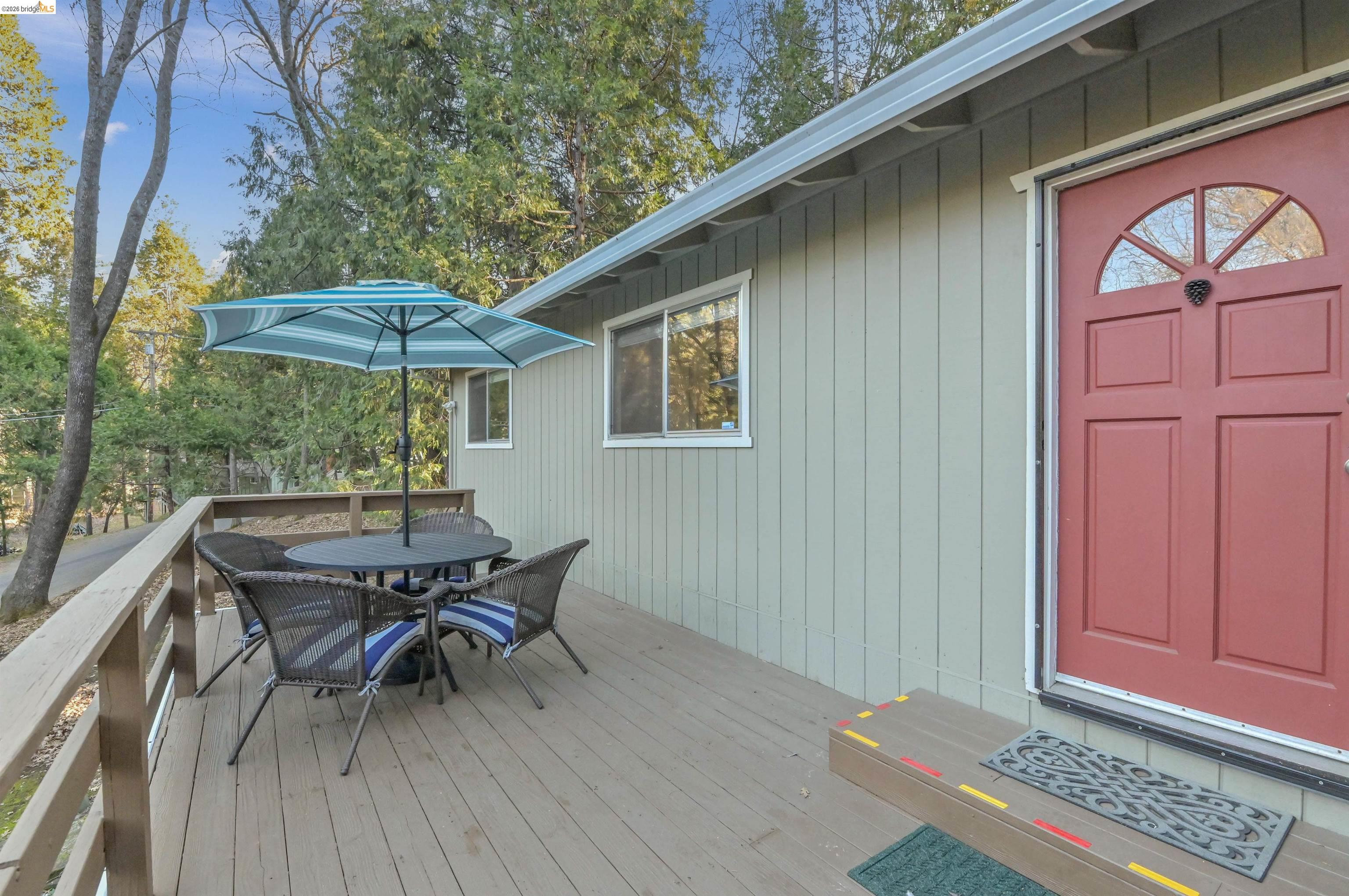 Detail Gallery Image 4 of 59 For 21410 Green Meadow Lane, Sonora,  CA 95370 - 3 Beds | 2 Baths