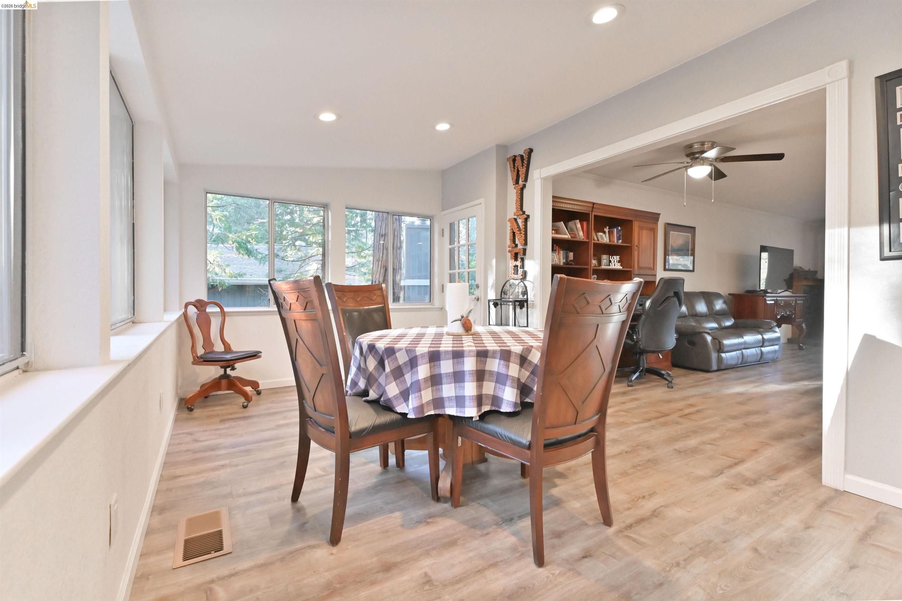 Detail Gallery Image 33 of 59 For 21410 Green Meadow Lane, Sonora,  CA 95370 - 3 Beds | 2 Baths