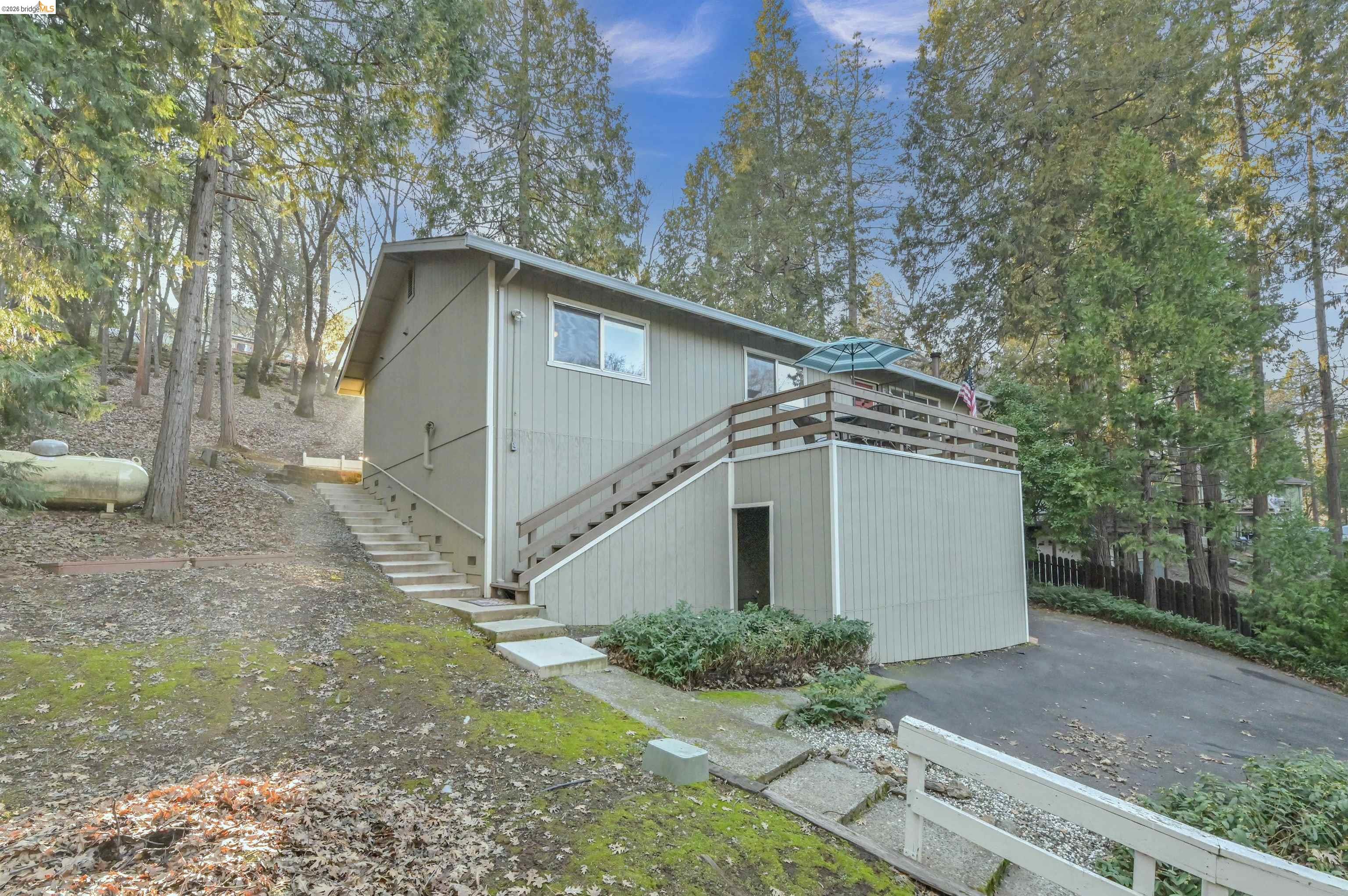 Detail Gallery Image 9 of 59 For 21410 Green Meadow Lane, Sonora,  CA 95370 - 3 Beds | 2 Baths