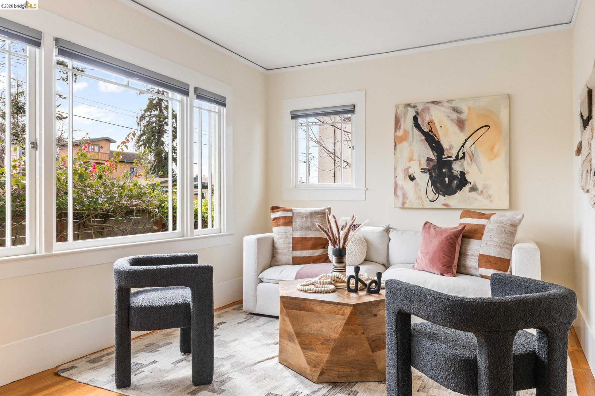 Detail Gallery Image 12 of 53 For 1261 Hearst Ave, Berkeley,  CA 94702 - 1 Beds | 1 Baths