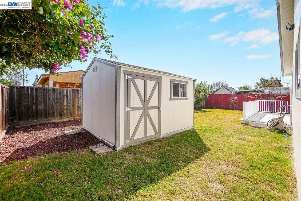 Detail Gallery Image 26 of 30 For 2038 Hartnell St, Union City,  CA 94587 - 4 Beds | 2 Baths