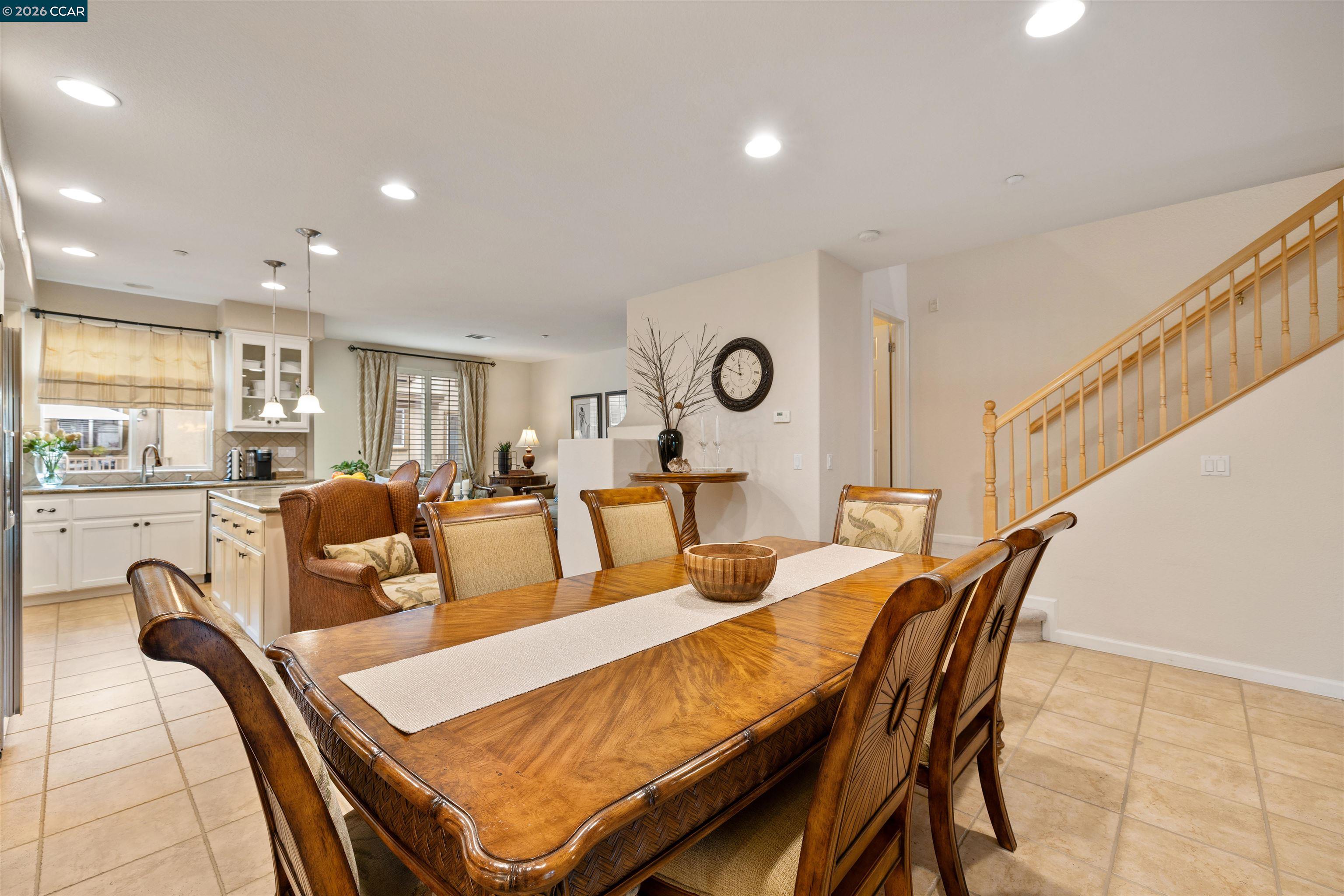 Photo #8: 41125376 Listing: Photo #8