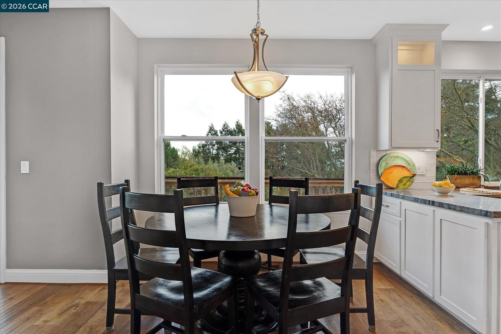 Detail Gallery Image 14 of 60 For 11205 Creekside Ct, Dublin,  CA 94568 - 4 Beds | 3 Baths