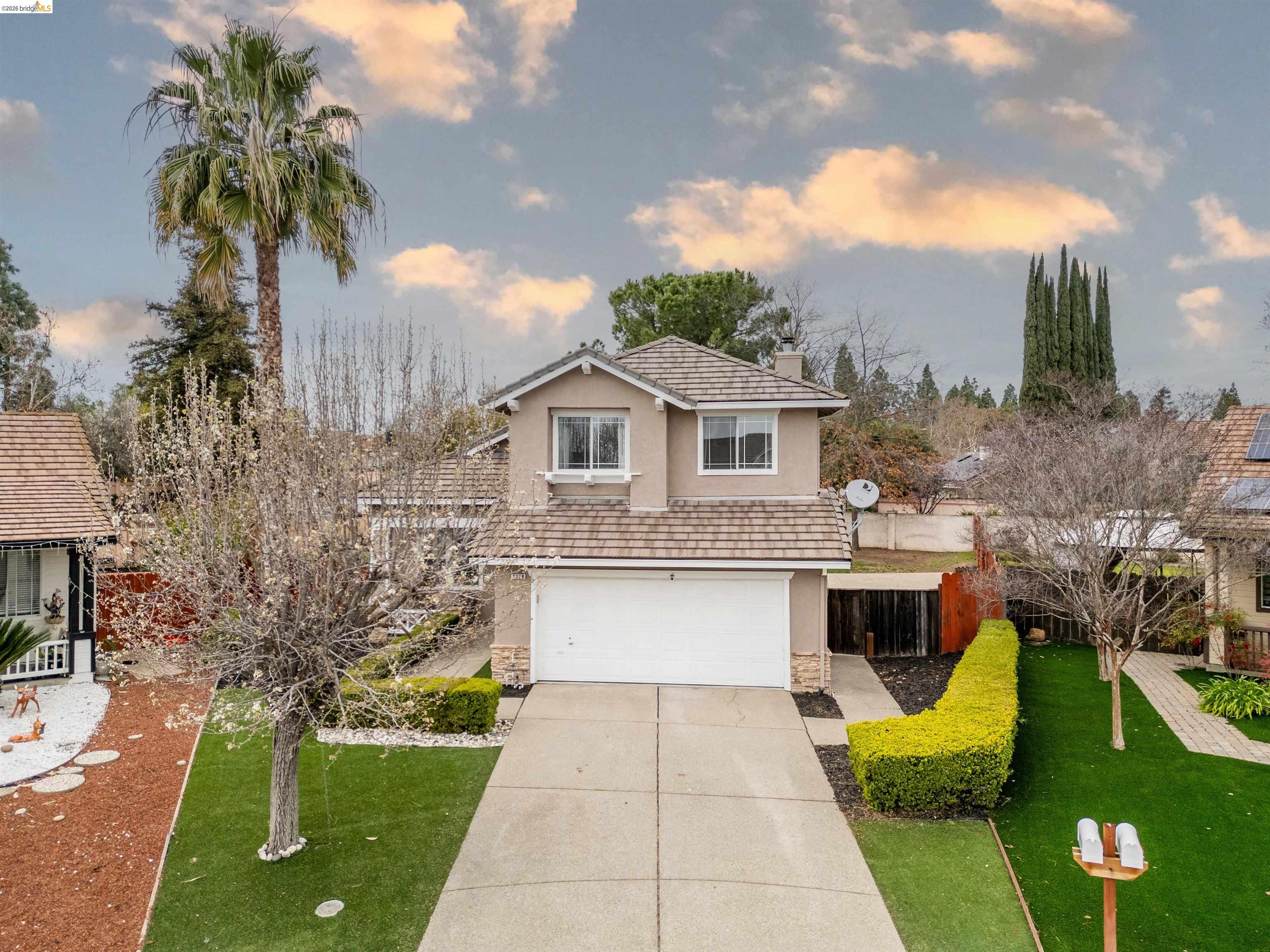 Front Image Thumbnail for EB41125381