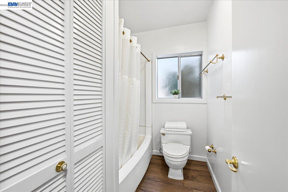 Detail Gallery Image 25 of 57 For 18425 Pepper St, Castro Valley,  CA 94546 - 4 Beds | 2 Baths