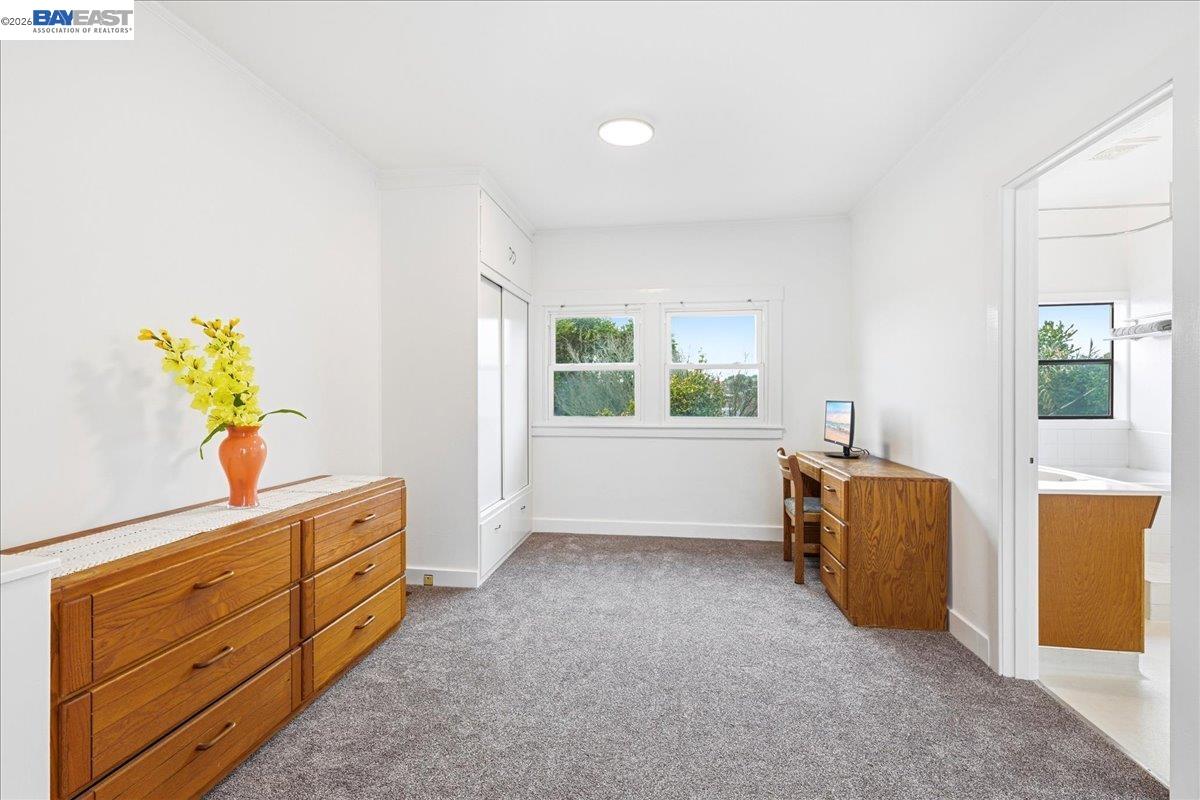 Detail Gallery Image 29 of 57 For 18425 Pepper St, Castro Valley,  CA 94546 - 4 Beds | 2 Baths