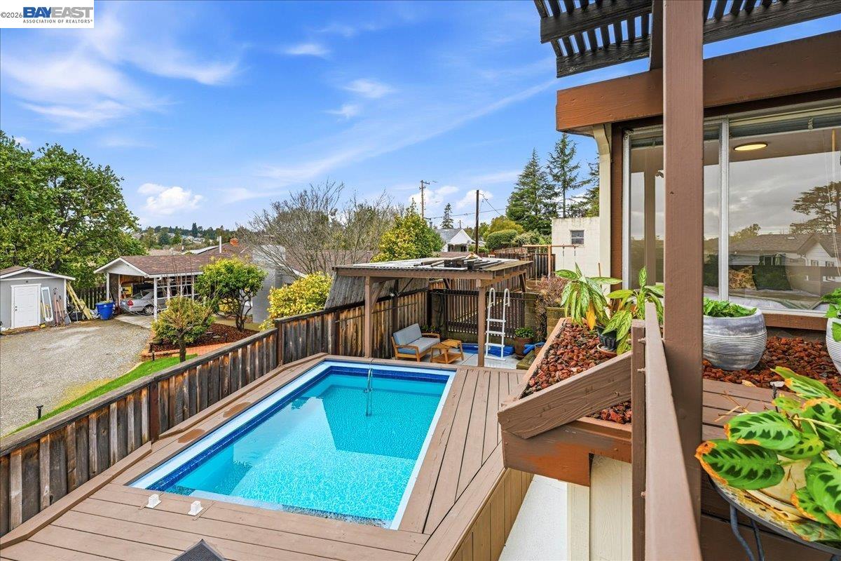 Detail Gallery Image 42 of 57 For 18425 Pepper St, Castro Valley,  CA 94546 - 4 Beds | 2 Baths