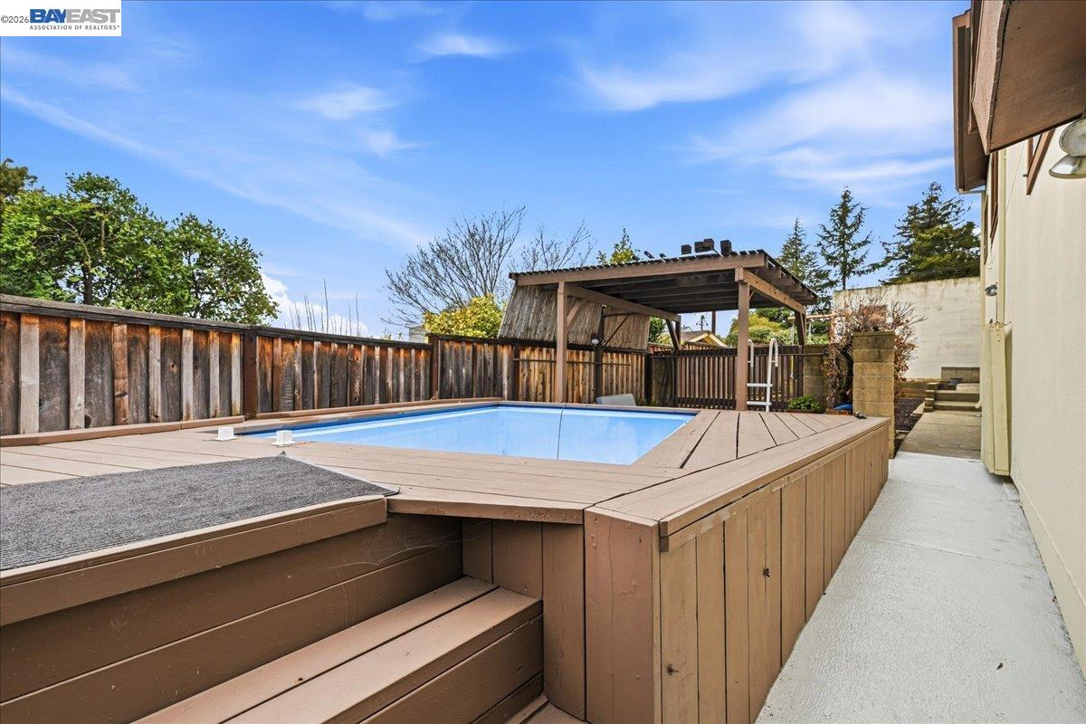 Detail Gallery Image 45 of 57 For 18425 Pepper St, Castro Valley,  CA 94546 - 4 Beds | 2 Baths