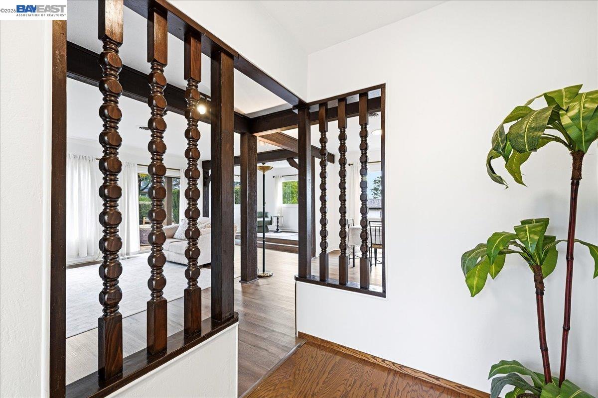 Detail Gallery Image 7 of 57 For 18425 Pepper St, Castro Valley,  CA 94546 - 4 Beds | 2 Baths