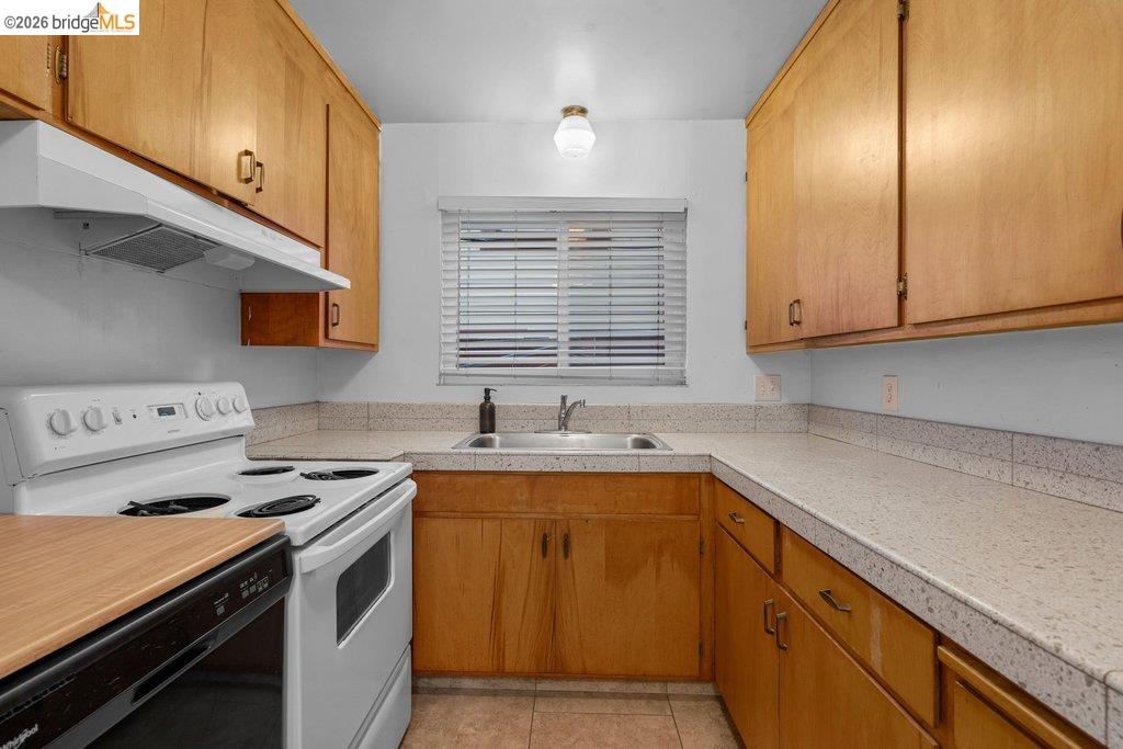 Detail Gallery Image 14 of 55 For 918 Adams Street, Albany,  CA 94706 - – Beds | – Baths