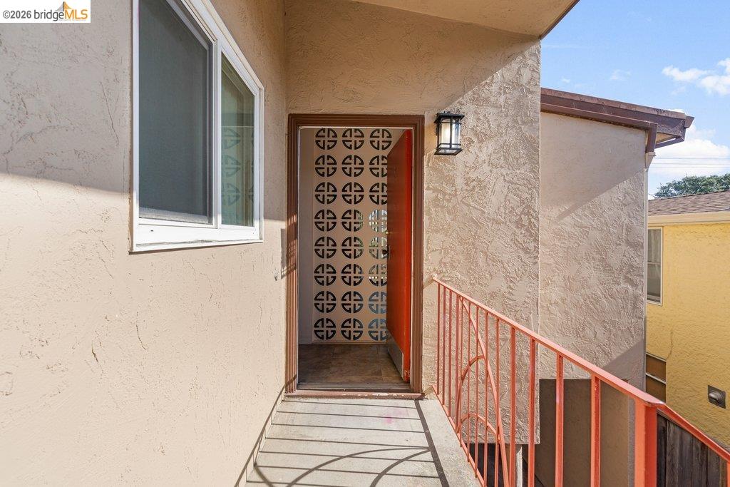 Detail Gallery Image 24 of 55 For 918 Adams Street, Albany,  CA 94706 - – Beds | – Baths