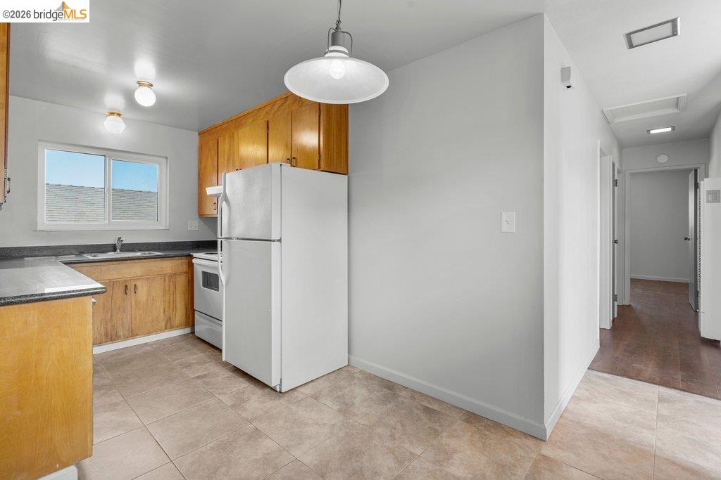 Detail Gallery Image 34 of 55 For 918 Adams Street, Albany,  CA 94706 - – Beds | – Baths