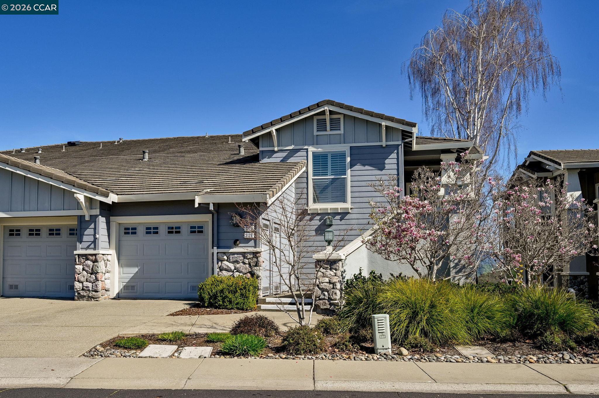 Photo #2: 41125385 Listing: Photo #2