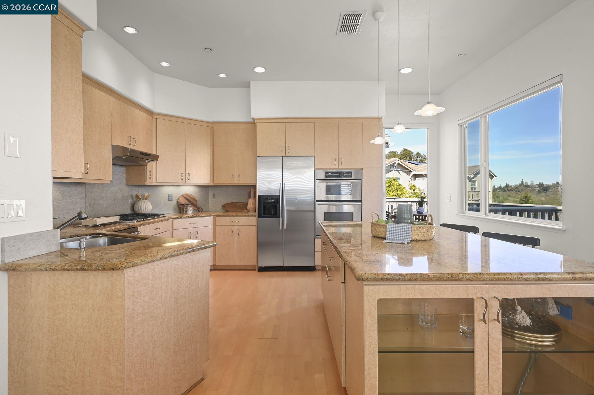 Photo #15: 41125385 Listing: Photo #15