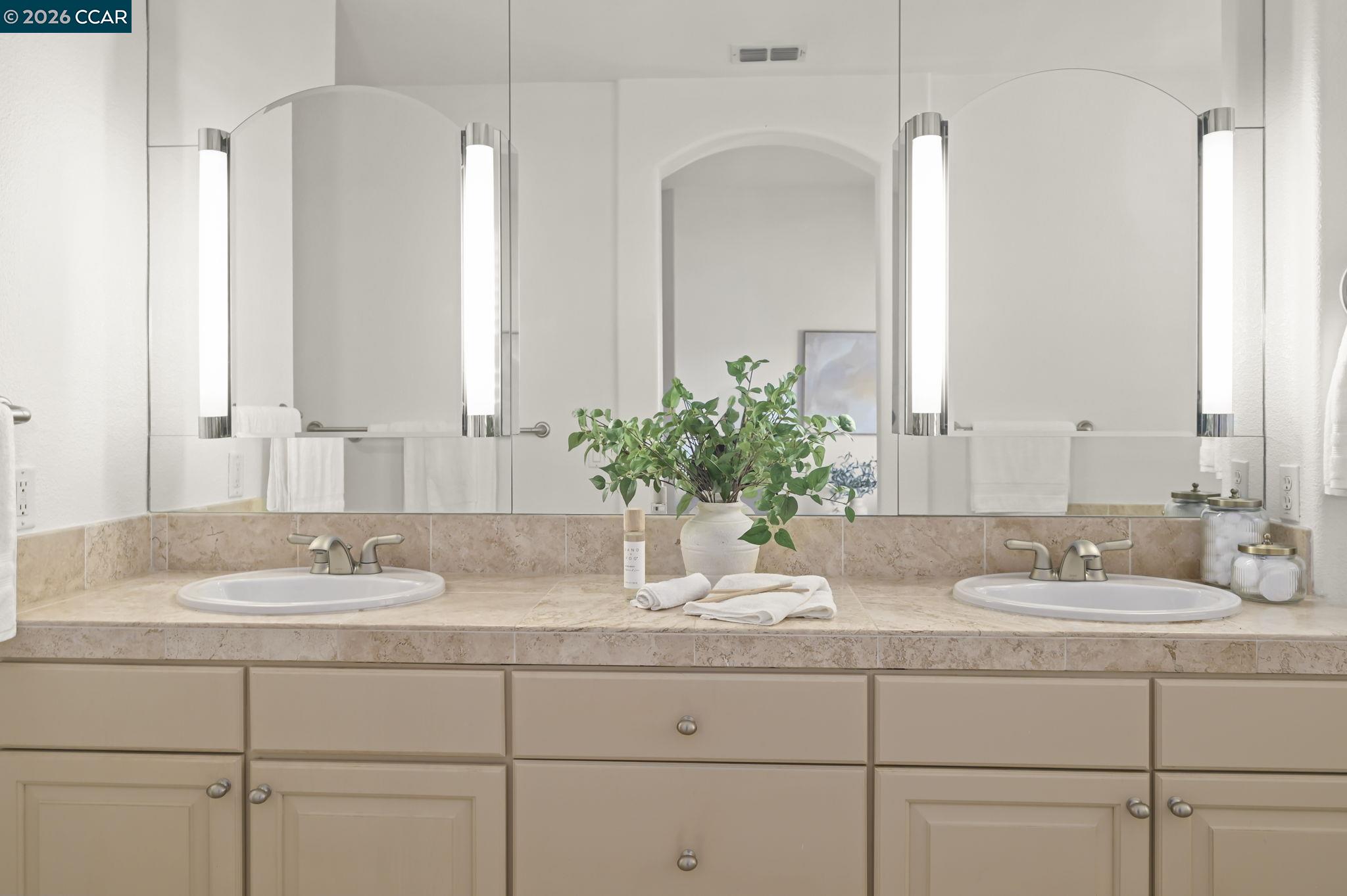 Photo #25: 41125385 Listing: Photo #25