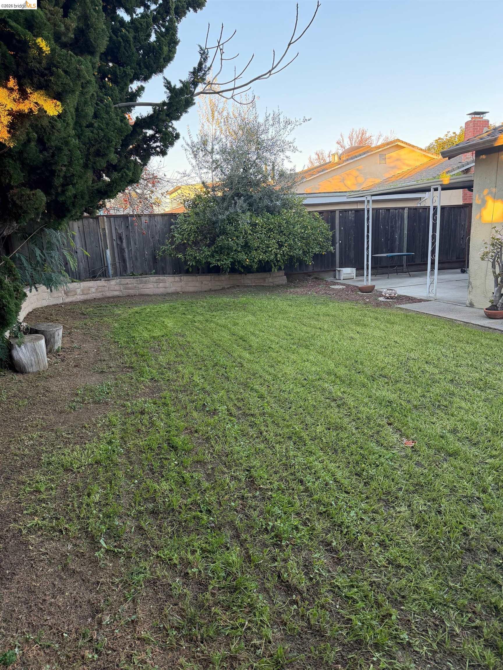 Detail Gallery Image 3 of 5 For 3736 Eastwood Circle, Santa Clara,  CA 95054 - 3 Beds | 2 Baths