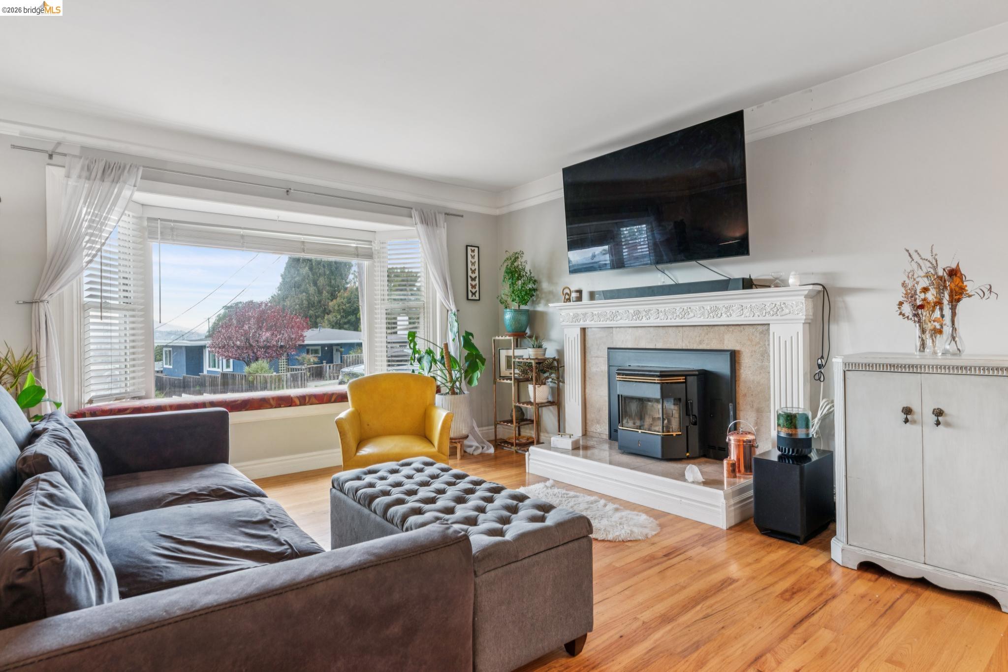 Detail Gallery Image 4 of 47 For 6201 Ralston Ave, Richmond,  CA 94805 - 3 Beds | 2 Baths