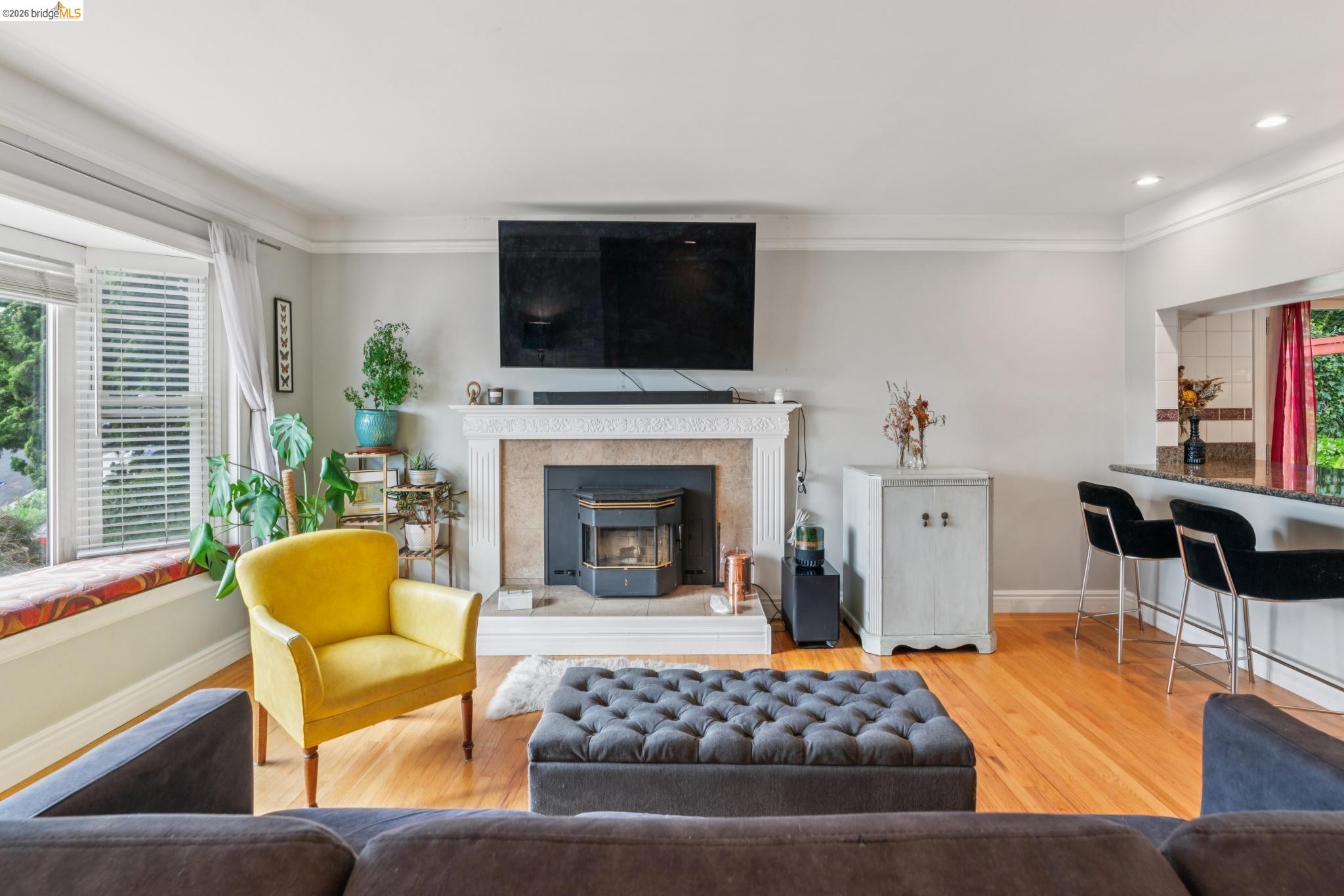 Detail Gallery Image 6 of 47 For 6201 Ralston Ave, Richmond,  CA 94805 - 3 Beds | 2 Baths