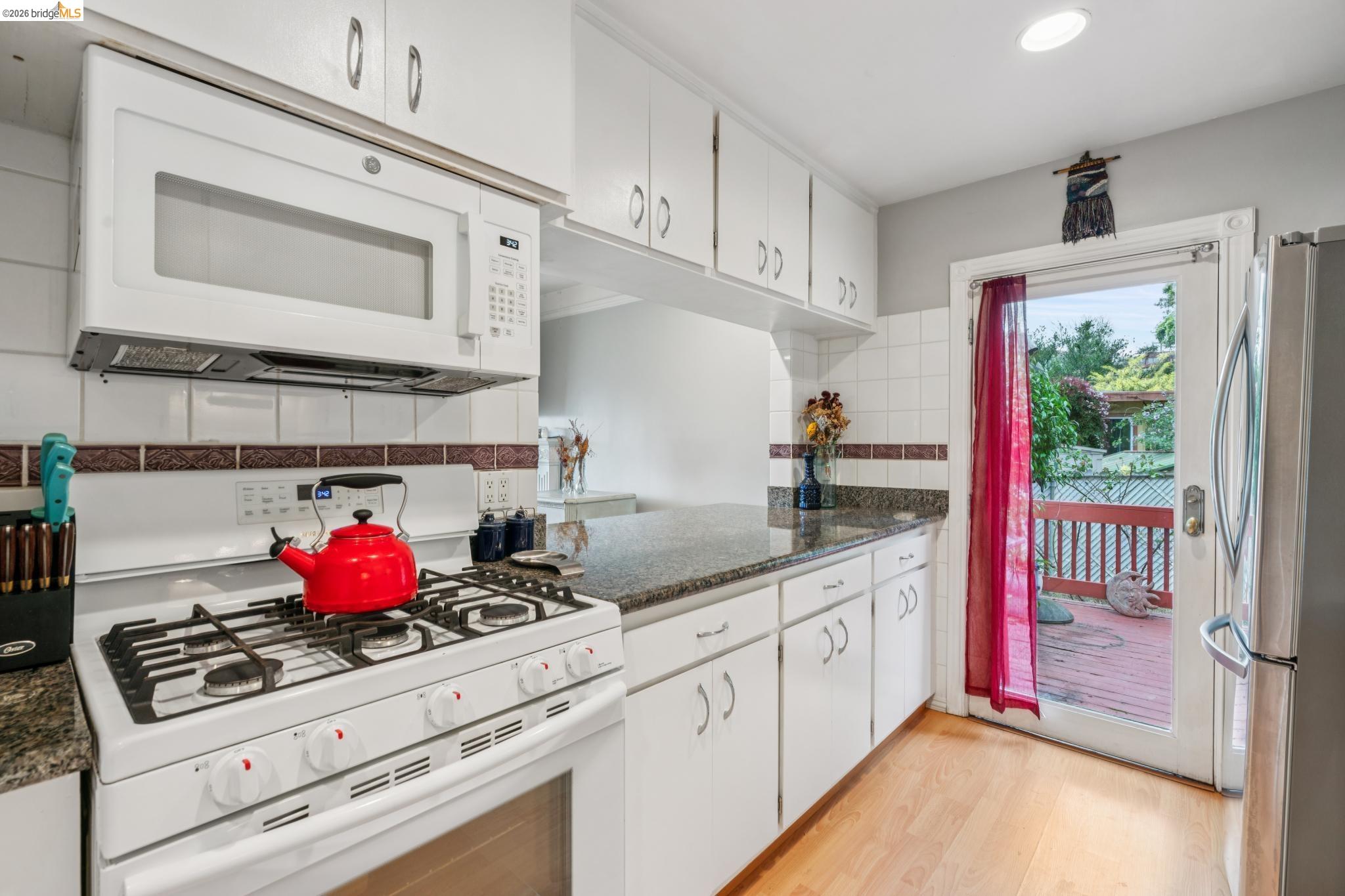 Detail Gallery Image 10 of 47 For 6201 Ralston Ave, Richmond,  CA 94805 - 3 Beds | 2 Baths