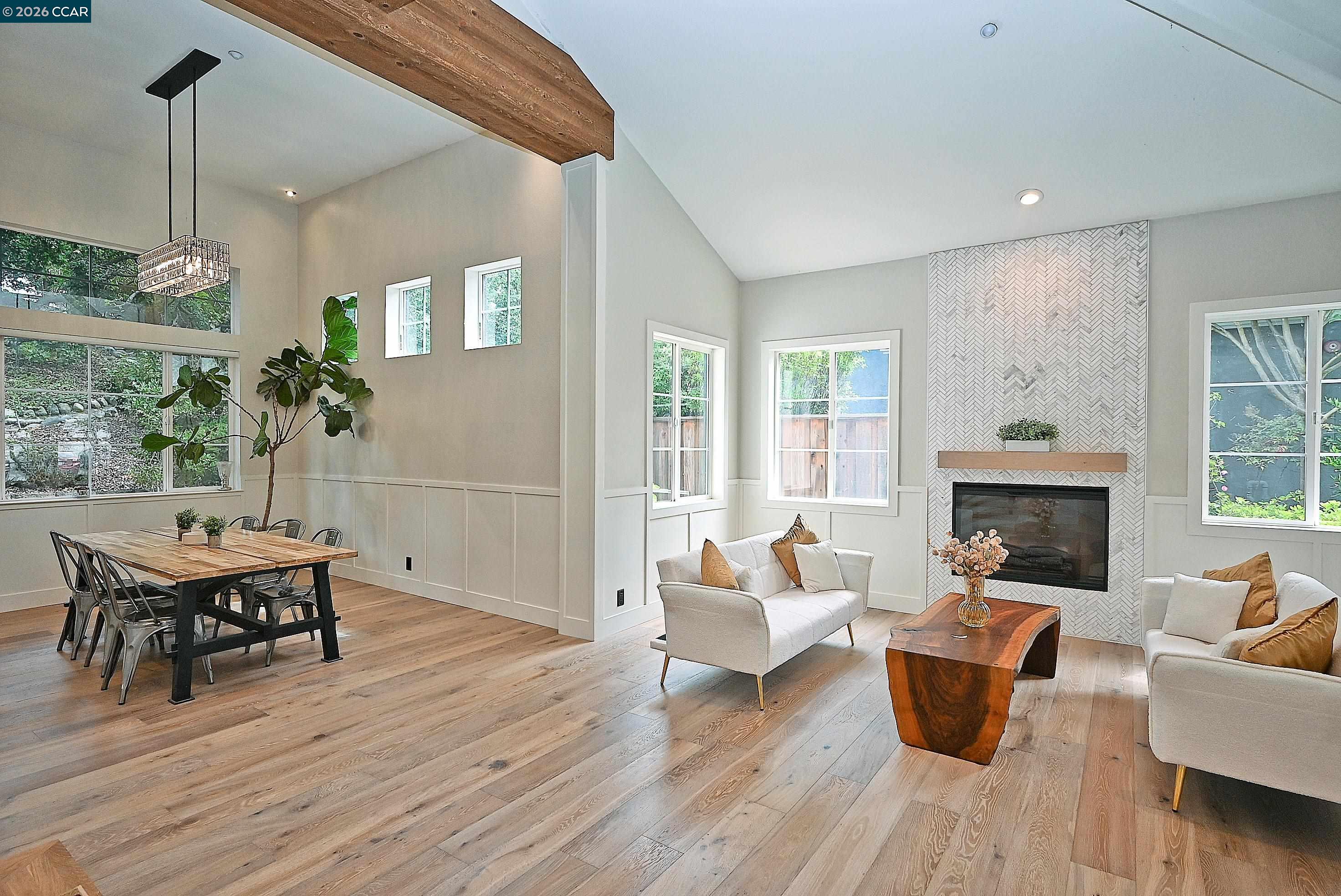 Detail Gallery Image 11 of 60 For 1239 Sunrise Ridge Dr, Lafayette,  CA 94549 - 6 Beds | 3/1 Baths