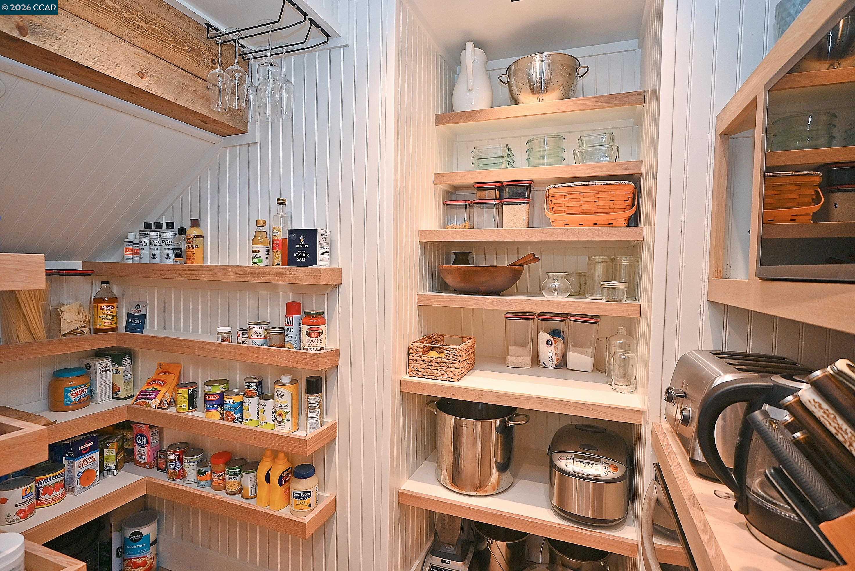 Detail Gallery Image 15 of 60 For 1239 Sunrise Ridge Dr, Lafayette,  CA 94549 - 6 Beds | 3/1 Baths