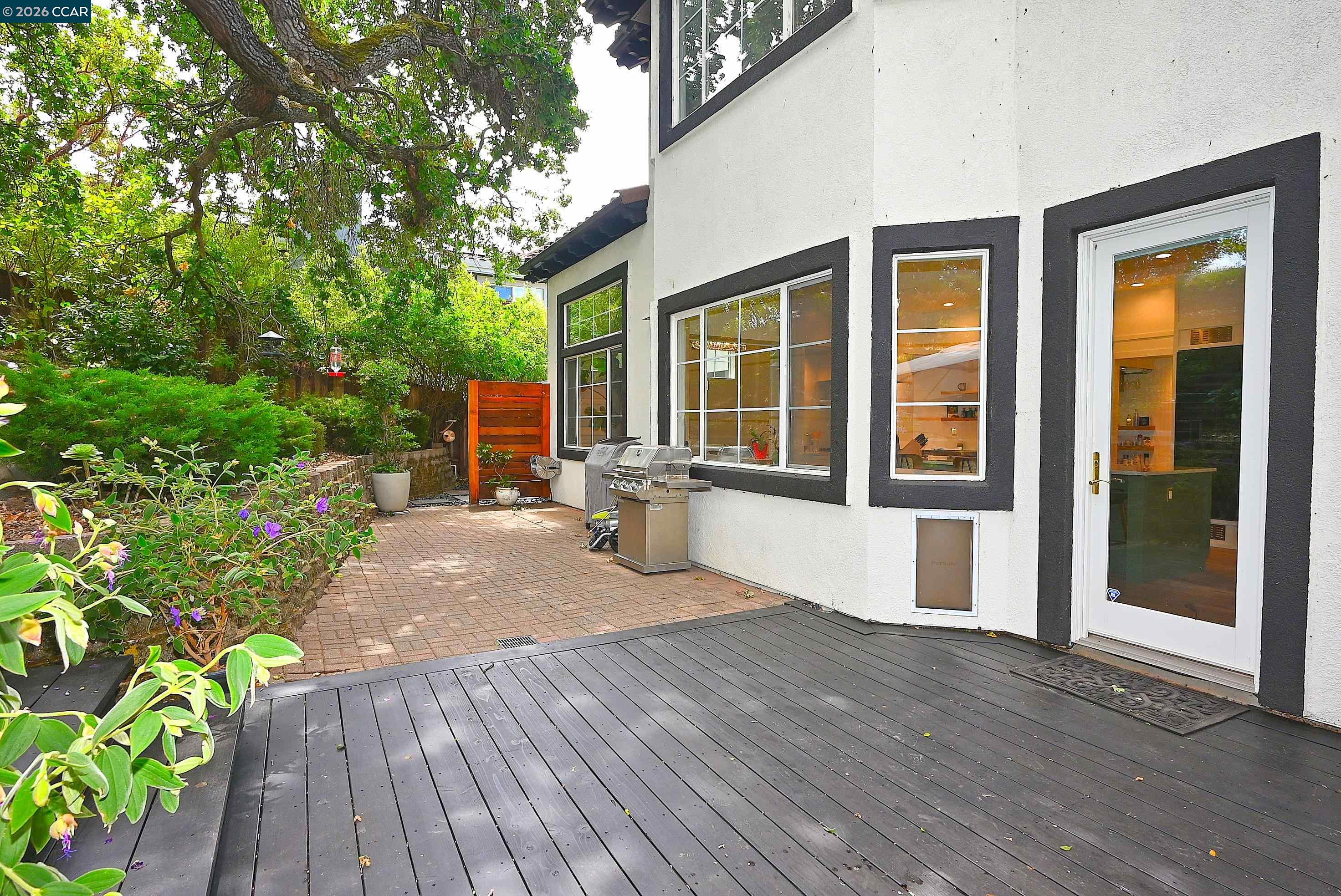 Detail Gallery Image 40 of 60 For 1239 Sunrise Ridge Dr, Lafayette,  CA 94549 - 6 Beds | 3/1 Baths