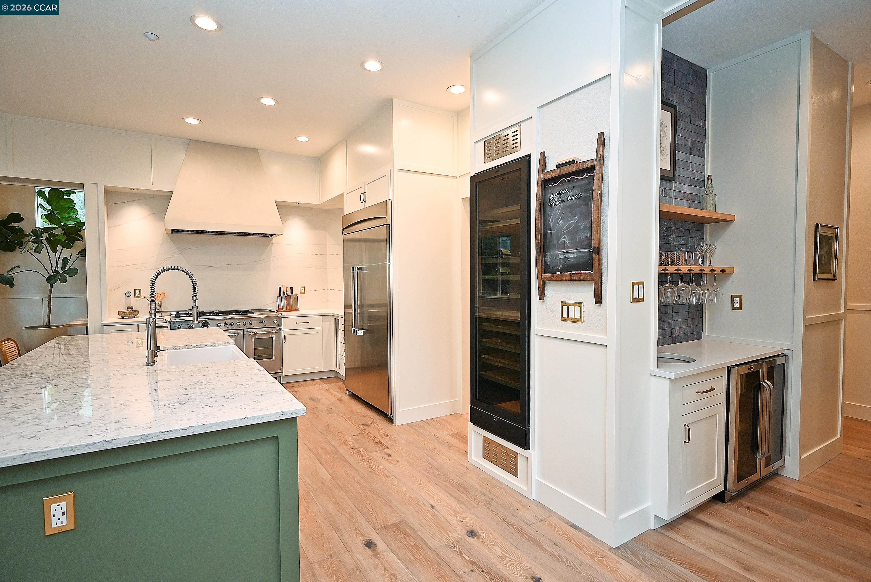 Detail Gallery Image 7 of 60 For 1239 Sunrise Ridge Dr, Lafayette,  CA 94549 - 6 Beds | 3/1 Baths