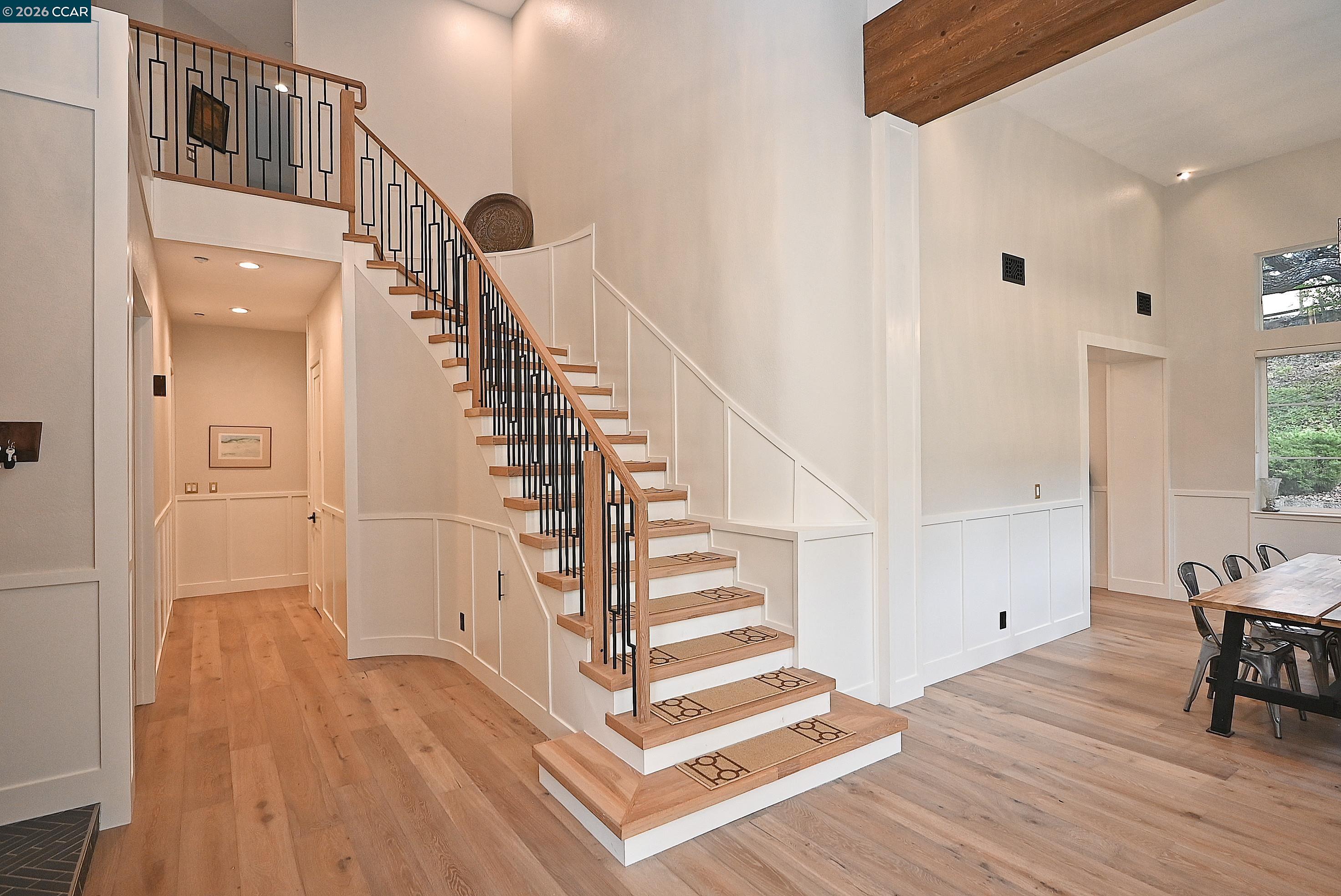 Detail Gallery Image 10 of 60 For 1239 Sunrise Ridge Dr, Lafayette,  CA 94549 - 6 Beds | 3/1 Baths