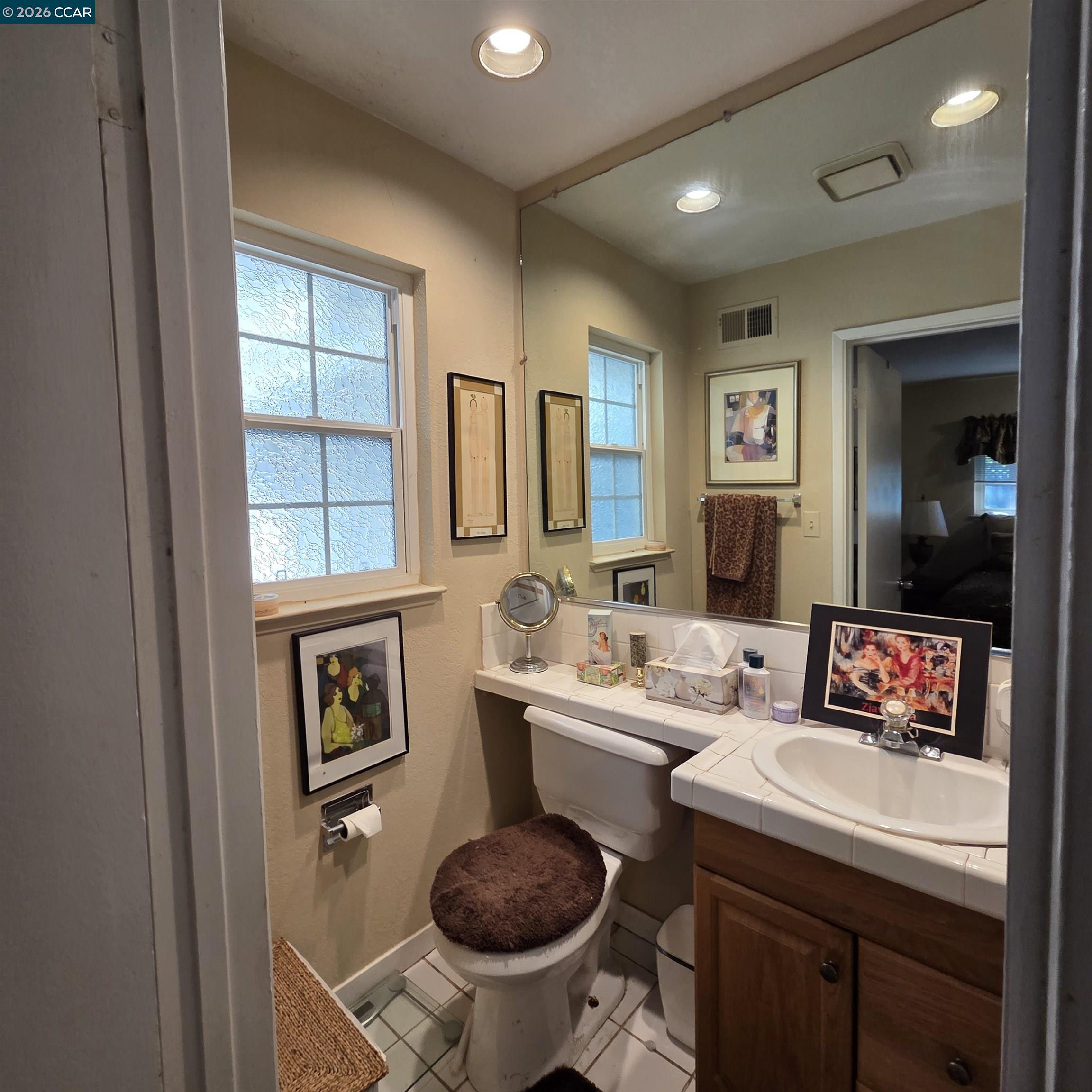 Detail Gallery Image 12 of 12 For 2190 Charlotte Ave, Concord,  CA 94518 - 3 Beds | 2 Baths