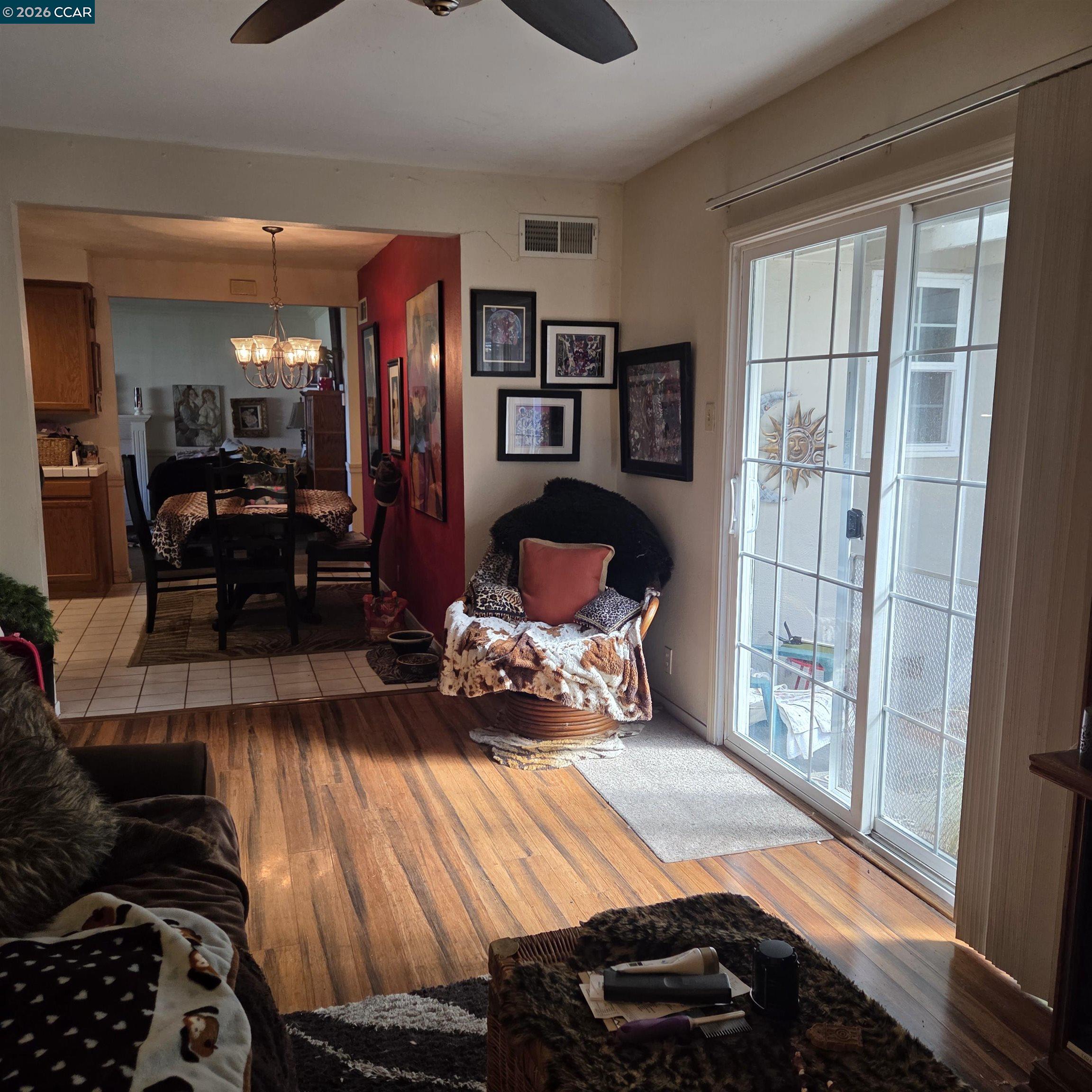 Detail Gallery Image 7 of 12 For 2190 Charlotte Ave, Concord,  CA 94518 - 3 Beds | 2 Baths