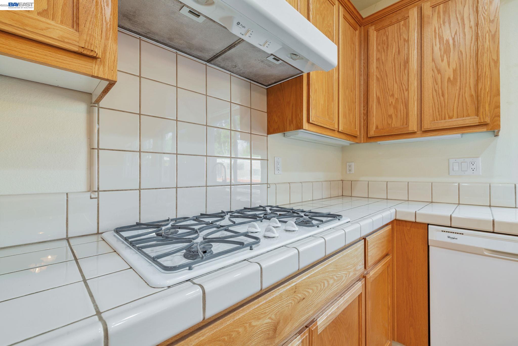 Detail Gallery Image 16 of 51 For 5675 Arcadia Cir, Discovery Bay,  CA 94505 - 4 Beds | 3/1 Baths