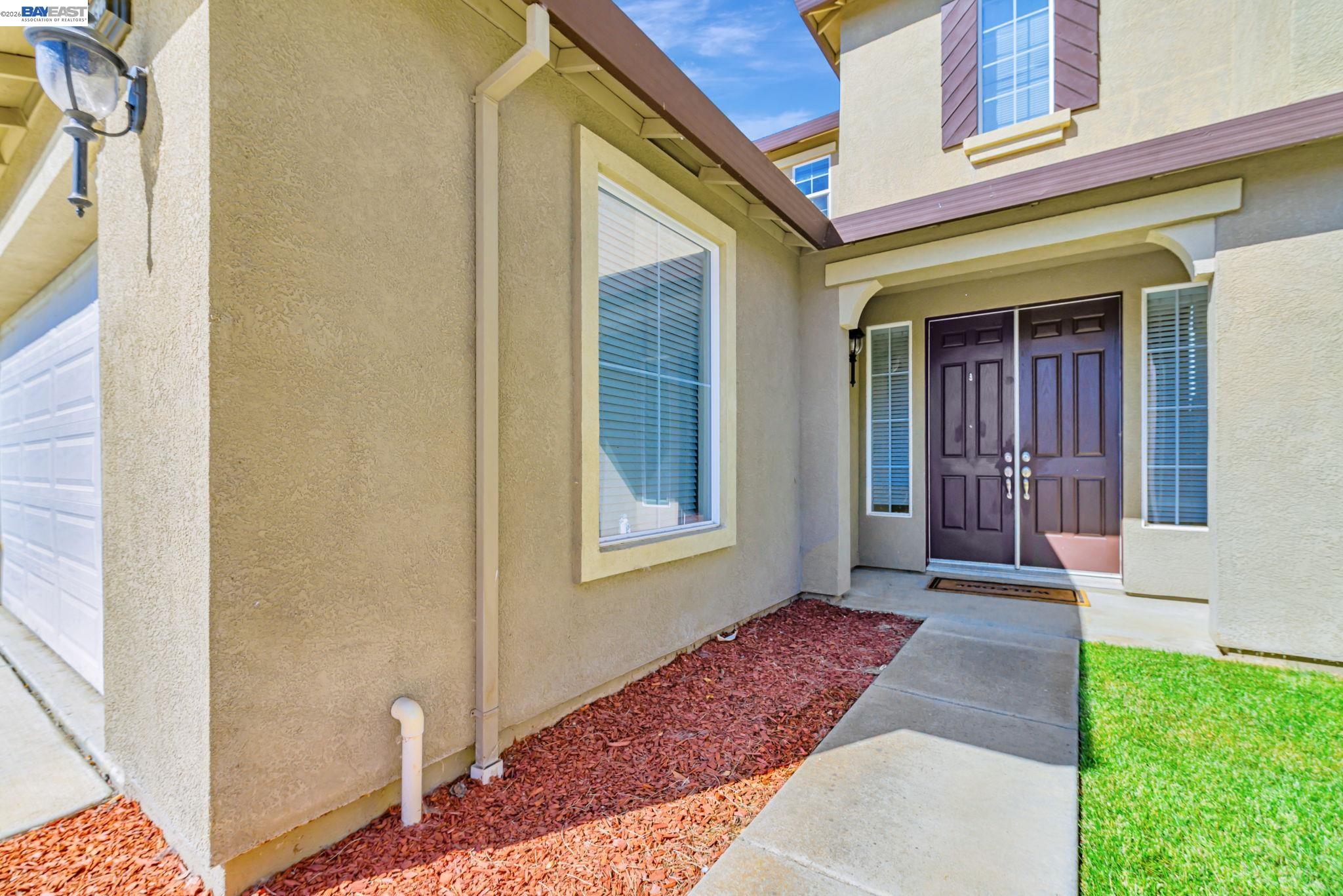 Detail Gallery Image 4 of 51 For 5675 Arcadia Cir, Discovery Bay,  CA 94505 - 4 Beds | 3/1 Baths