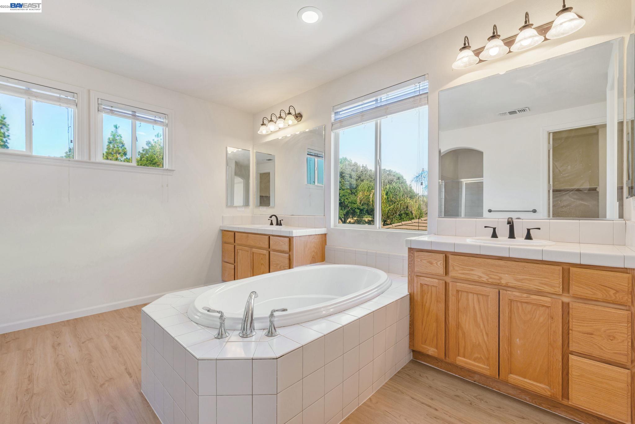 Detail Gallery Image 41 of 51 For 5675 Arcadia Cir, Discovery Bay,  CA 94505 - 4 Beds | 3/1 Baths