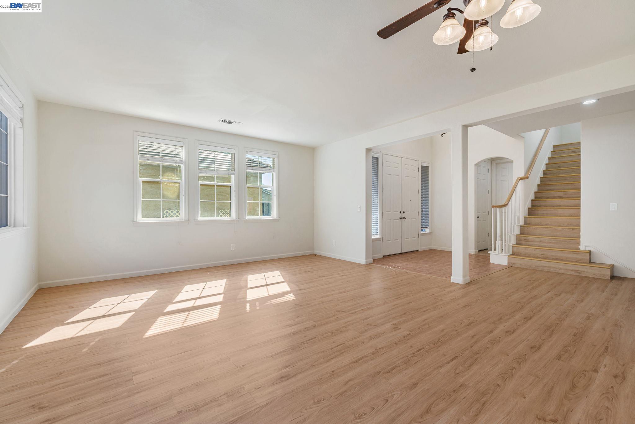 Detail Gallery Image 6 of 51 For 5675 Arcadia Cir, Discovery Bay,  CA 94505 - 4 Beds | 3/1 Baths