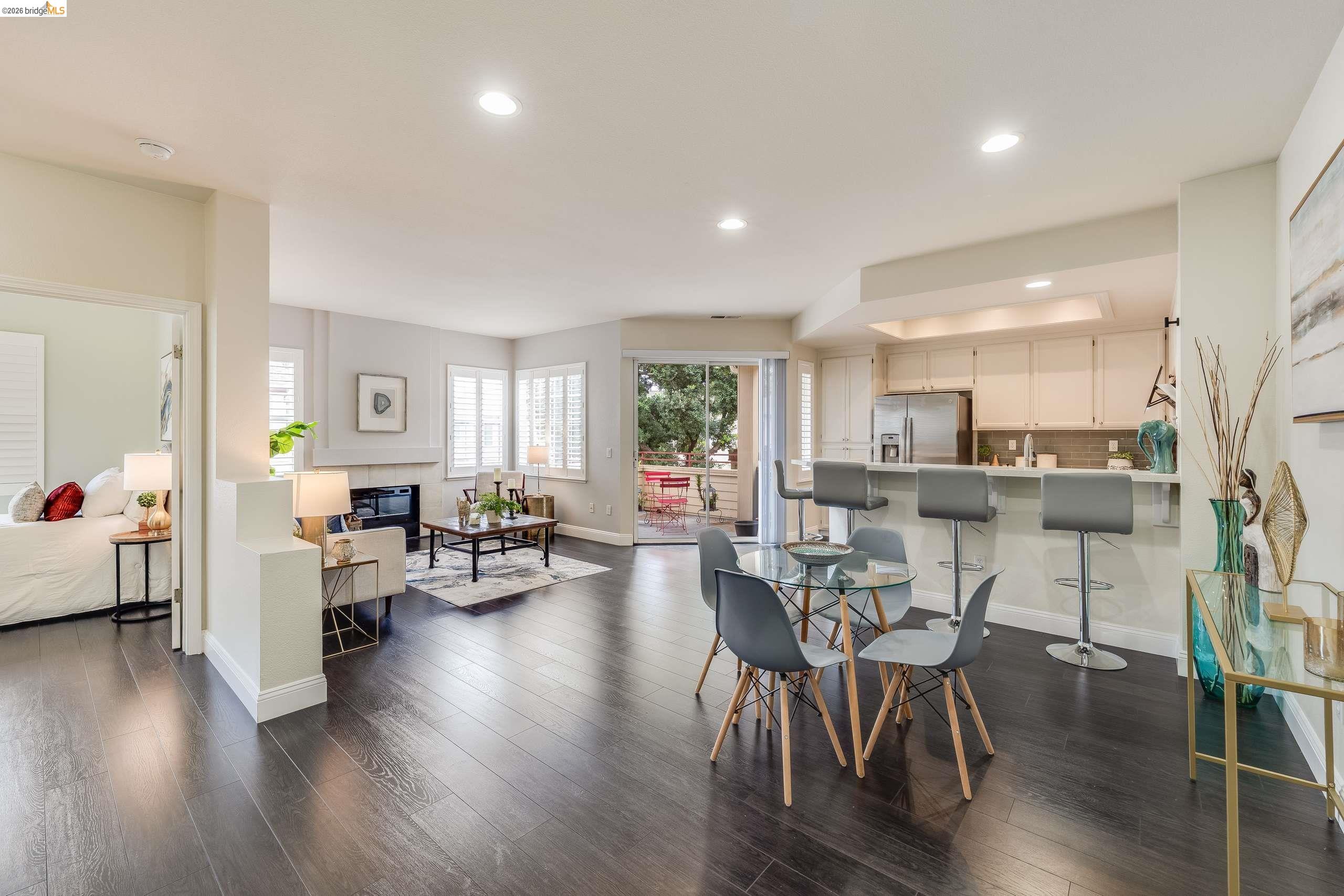 Photo #1: 41125397 Listing: Photo #1