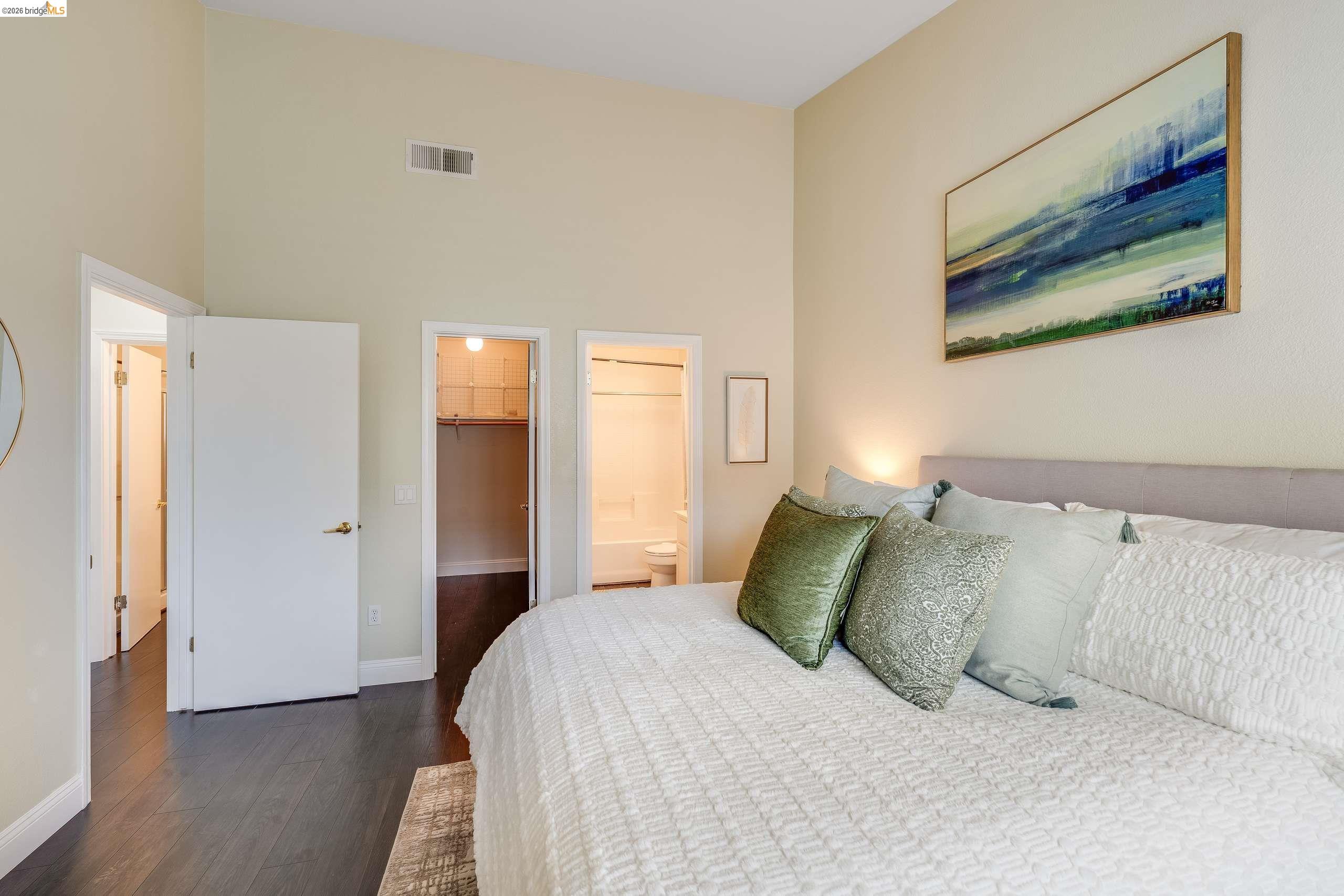 Photo #18: 41125397 Listing: Photo #18