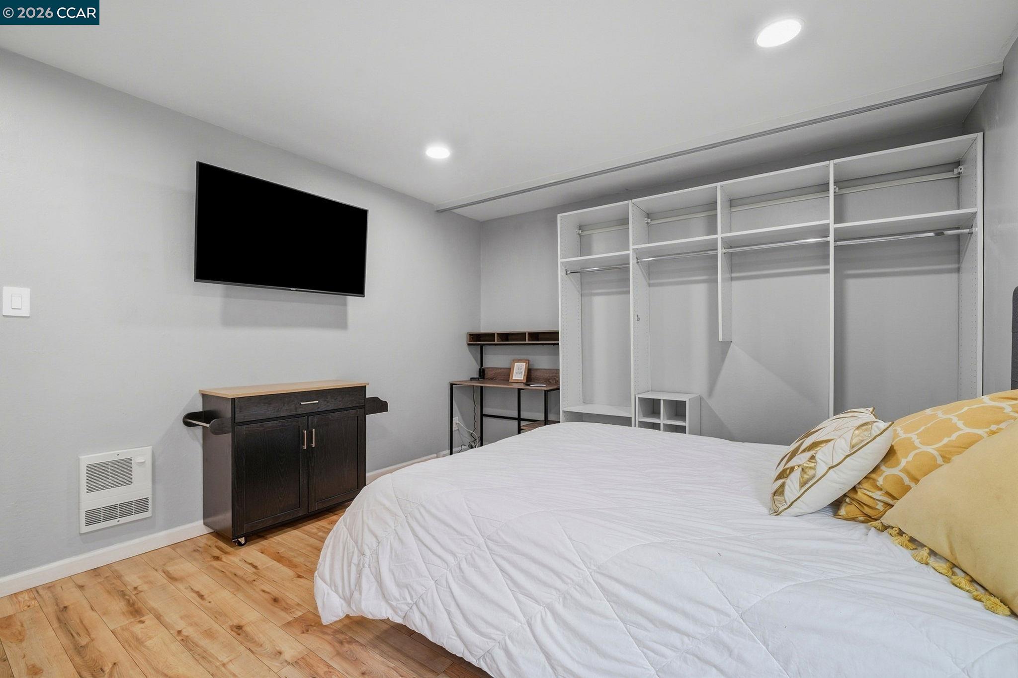 Photo #22: 41125399 Listing: Photo #22