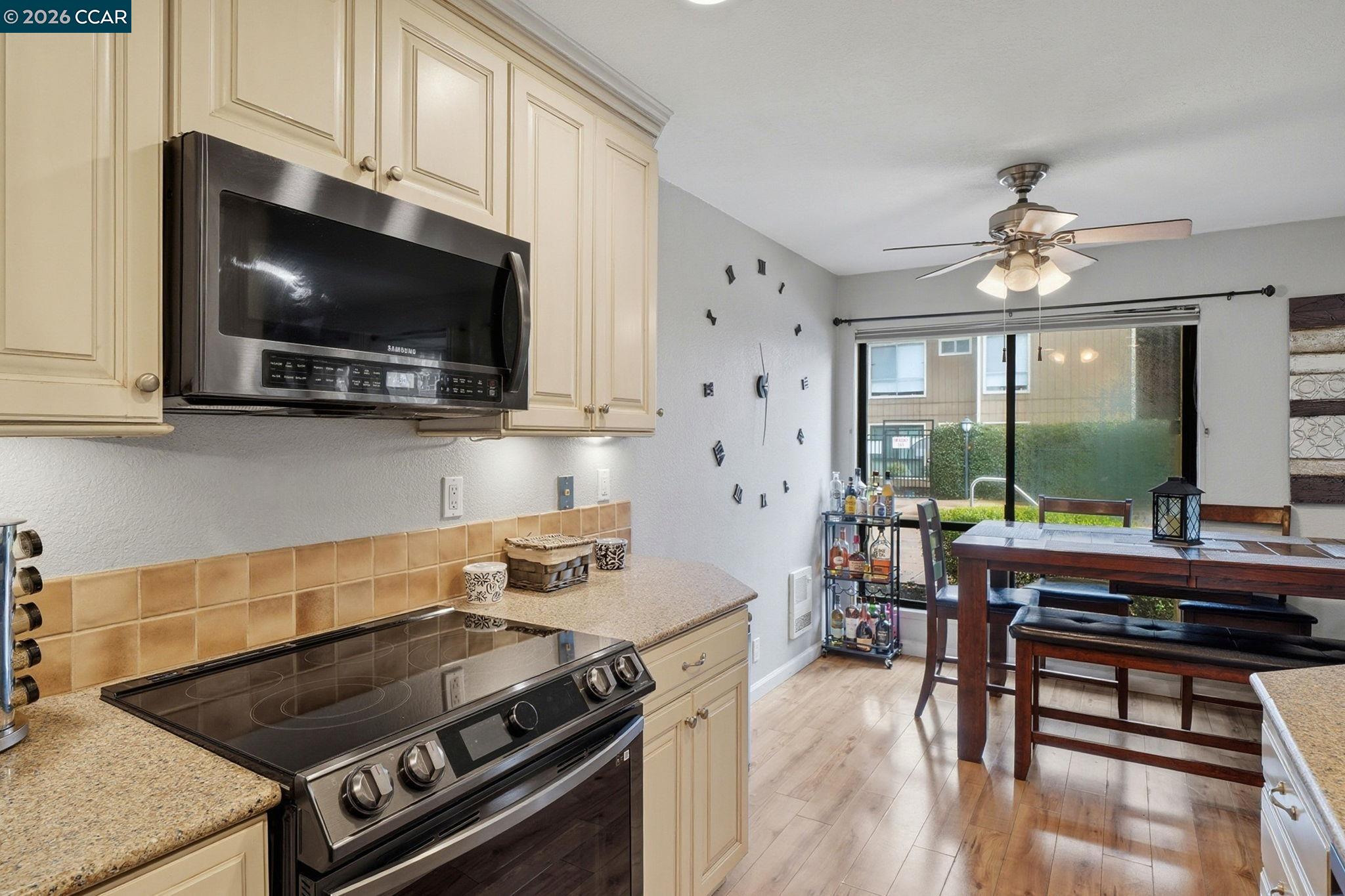 Photo #10: 41125399 Listing: Photo #10