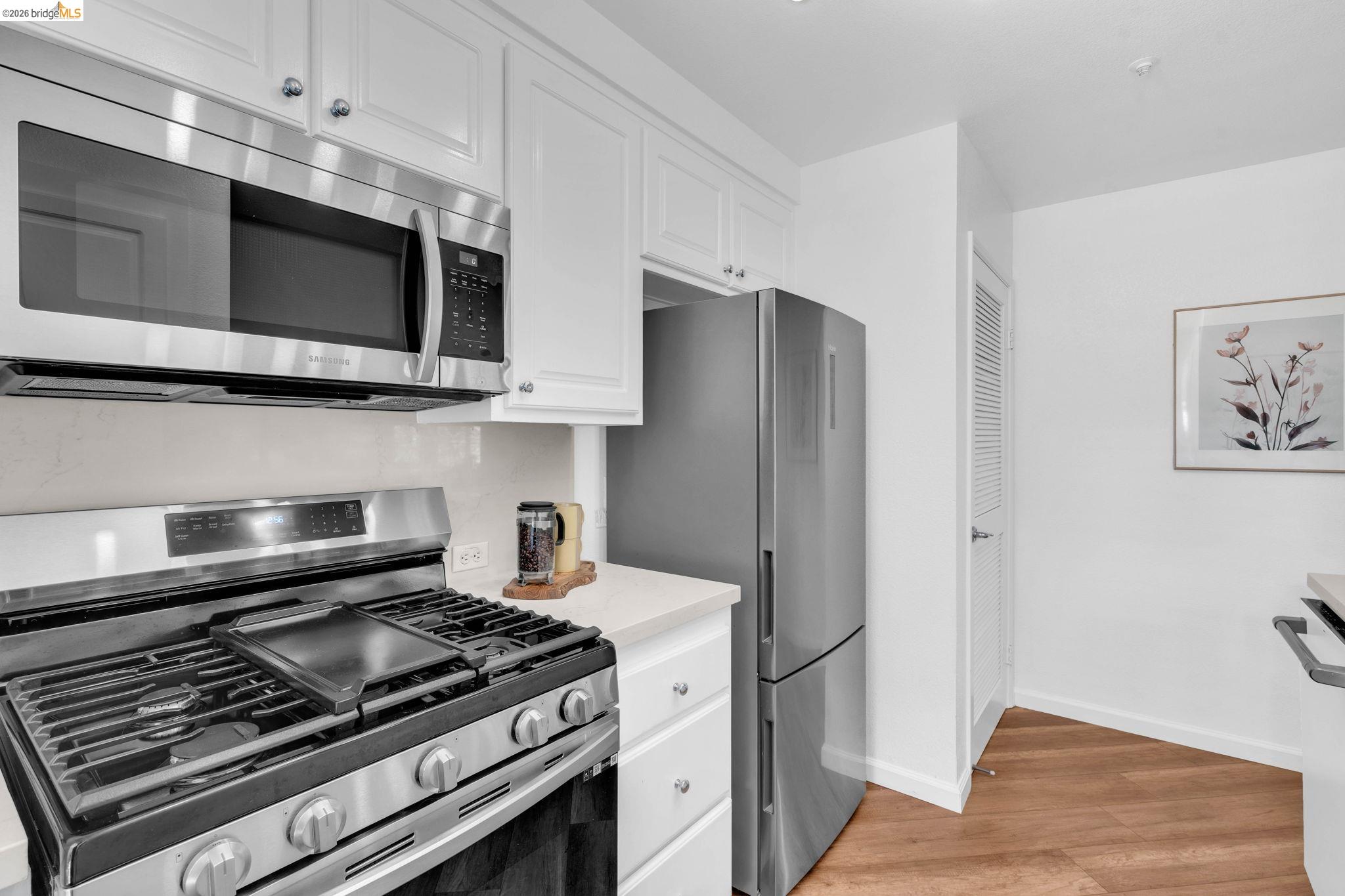 Photo #6: 41125400 Listing: Photo #6