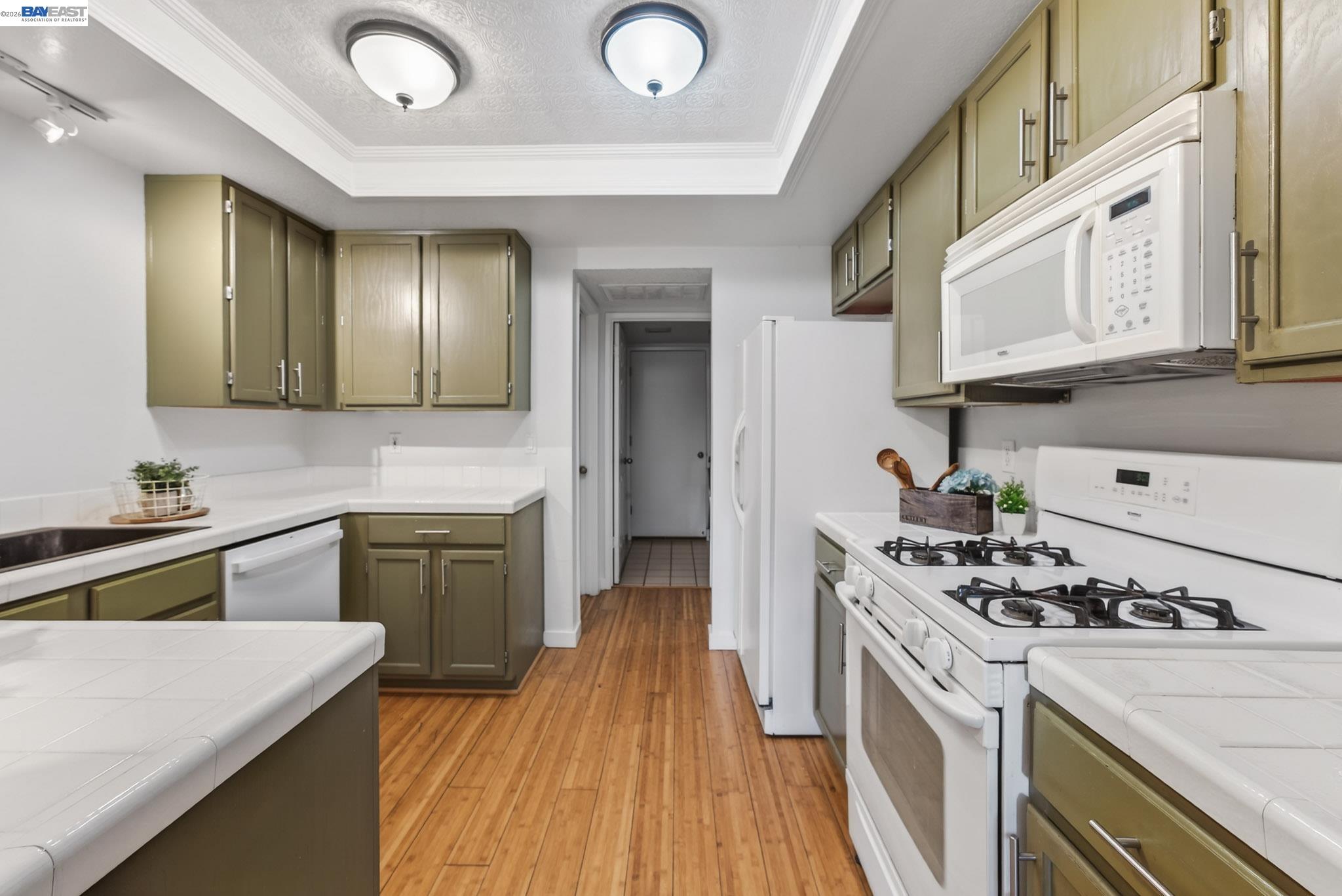 Detail Gallery Image 15 of 37 For 97 Deer Run Cir, San Jose,  CA 95136 - 2 Beds | 2/1 Baths