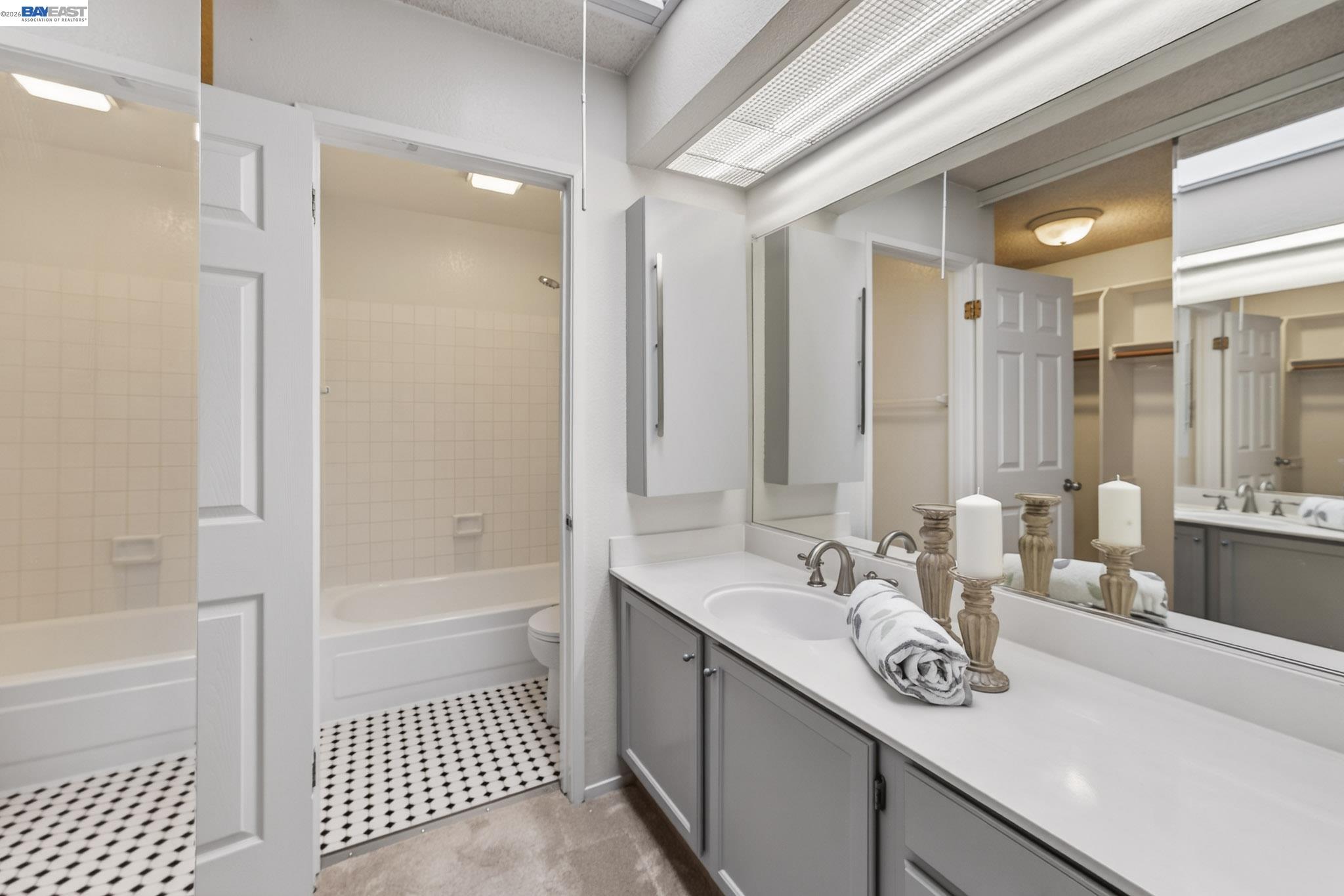 Detail Gallery Image 26 of 37 For 97 Deer Run Cir, San Jose,  CA 95136 - 2 Beds | 2/1 Baths