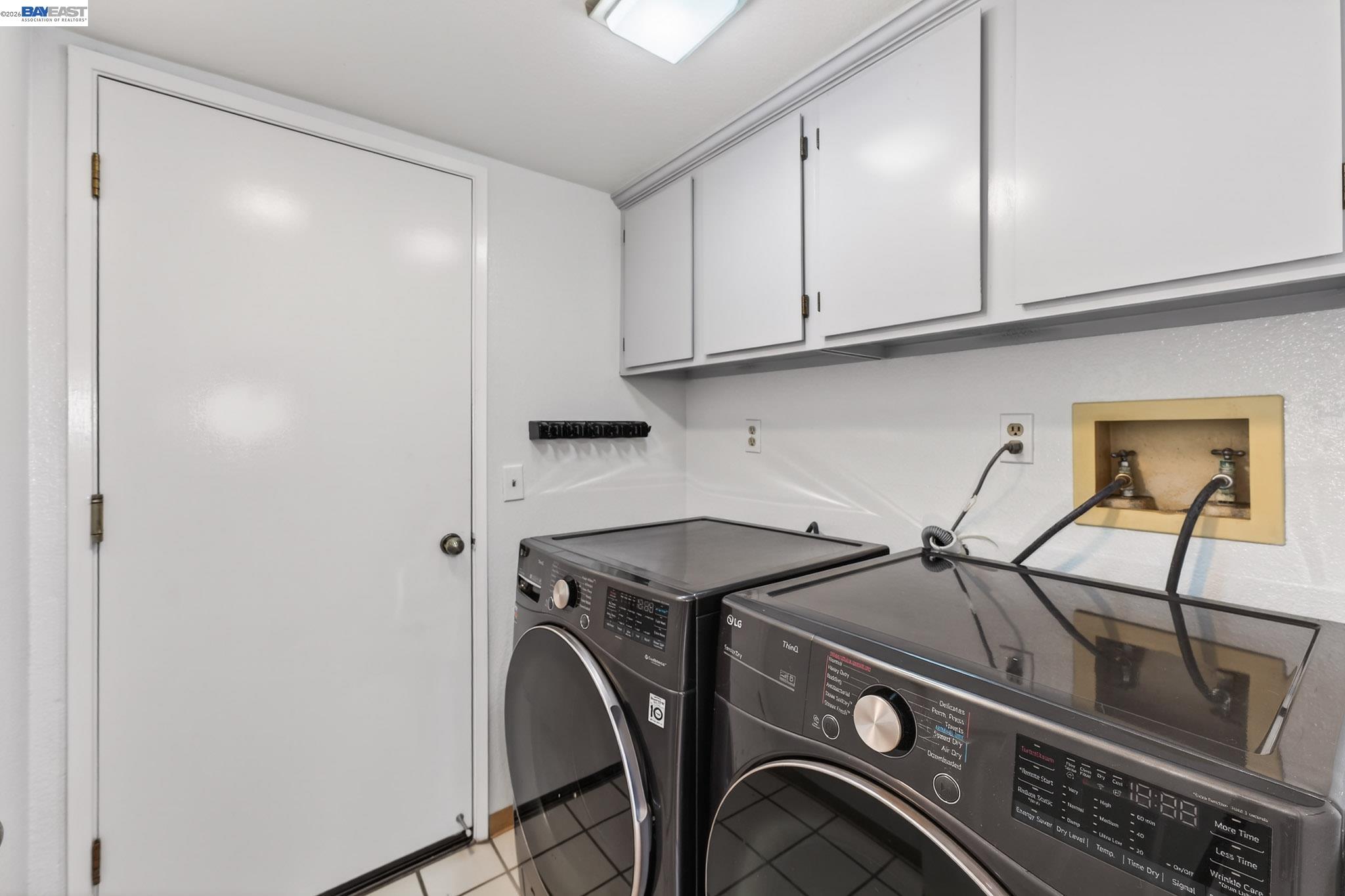 Detail Gallery Image 30 of 37 For 97 Deer Run Cir, San Jose,  CA 95136 - 2 Beds | 2/1 Baths