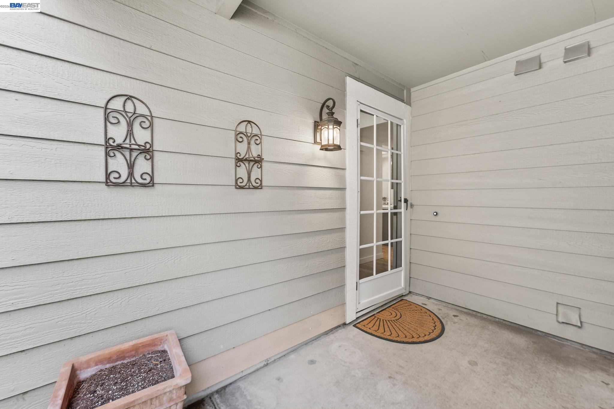 Detail Gallery Image 5 of 37 For 97 Deer Run Cir, San Jose,  CA 95136 - 2 Beds | 2/1 Baths