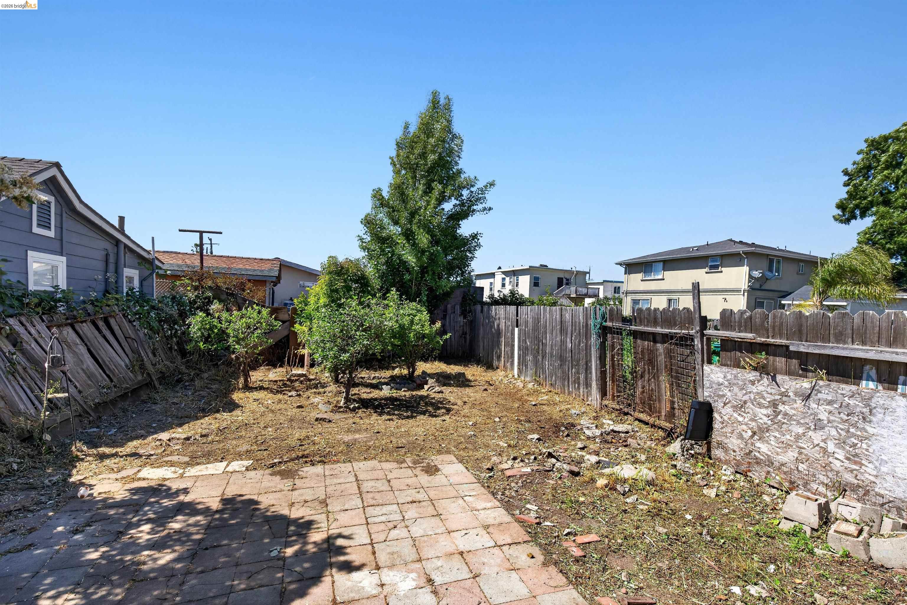 1217 82Nd Ave, Oakland CA 94621 — photo 6