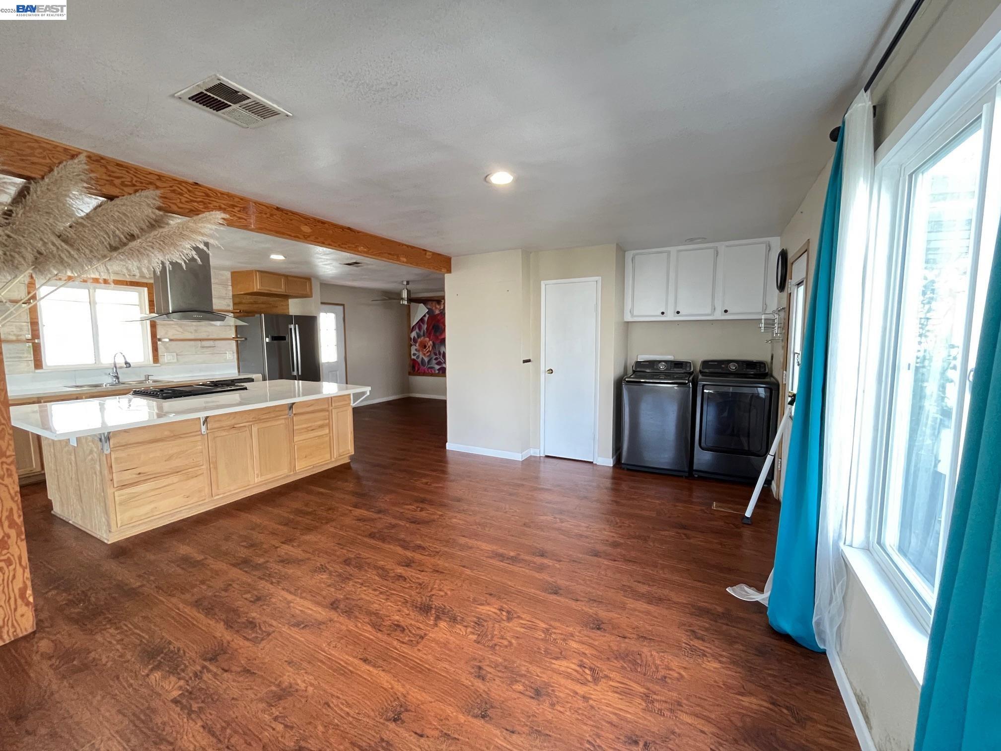 Detail Gallery Image 12 of 42 For 179 Kona Circle, Union City,  CA 94587-0000 - 2 Beds | 2 Baths